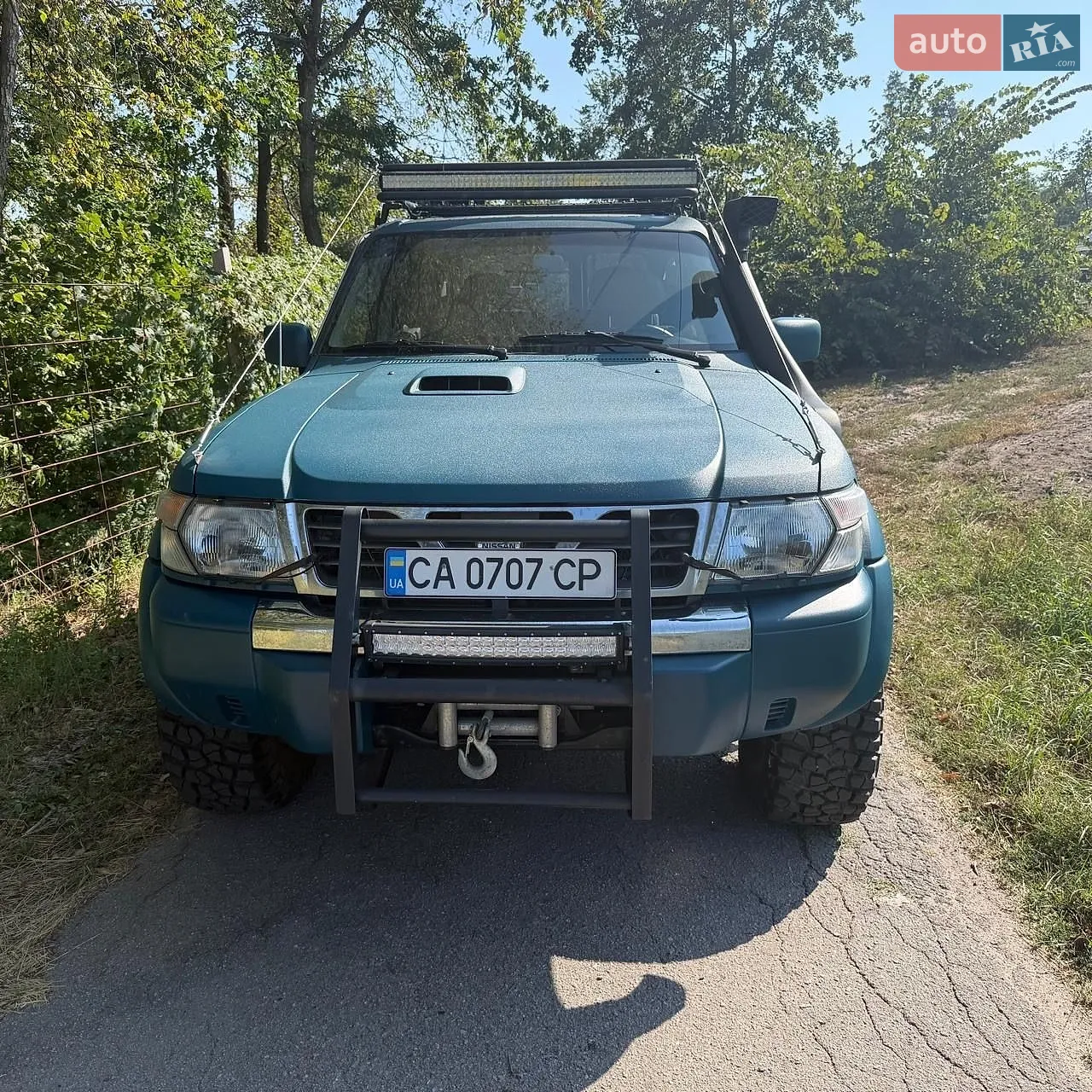 Nissan Patrol, 2000