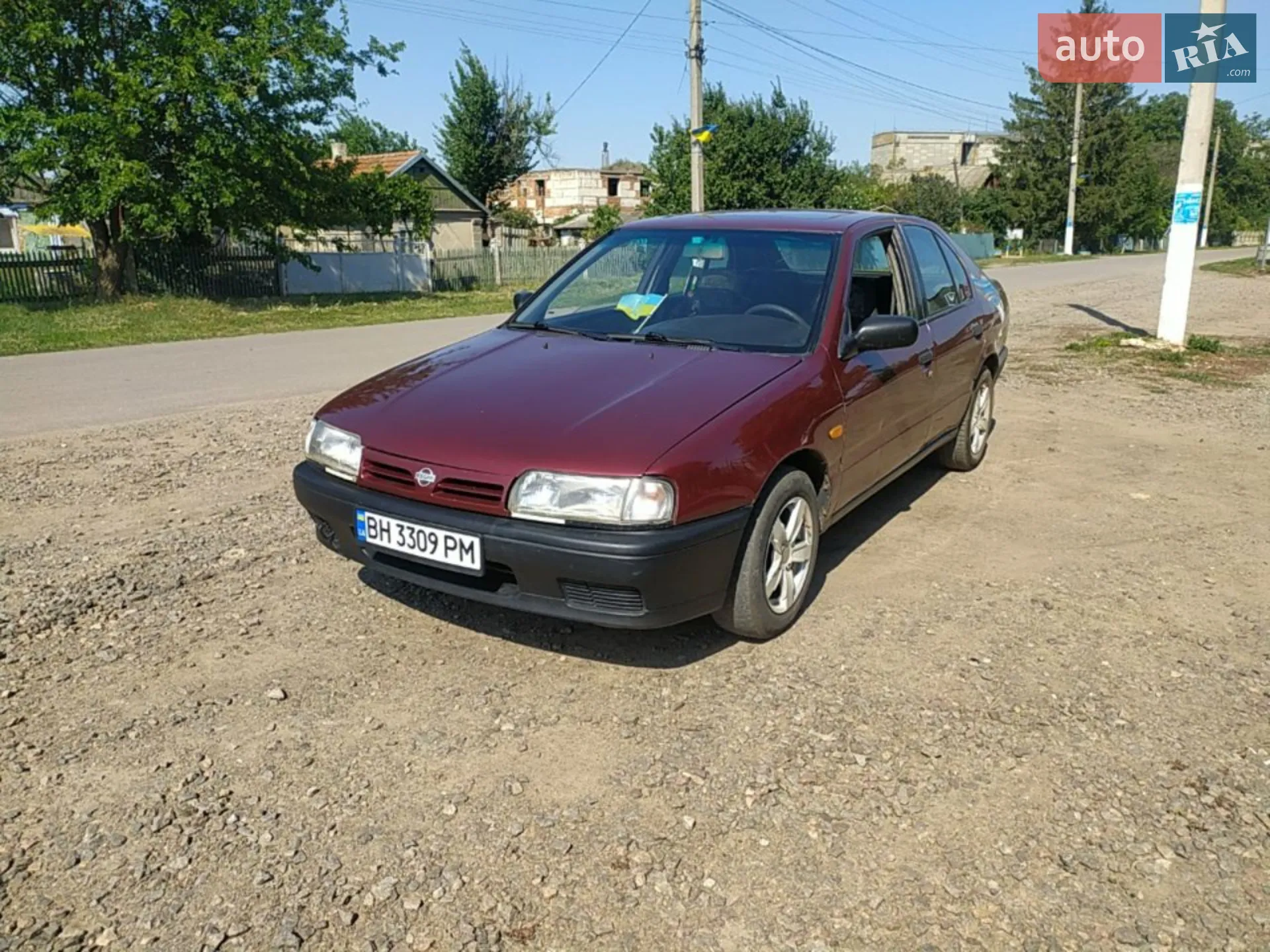 Nissan Primera, 1990