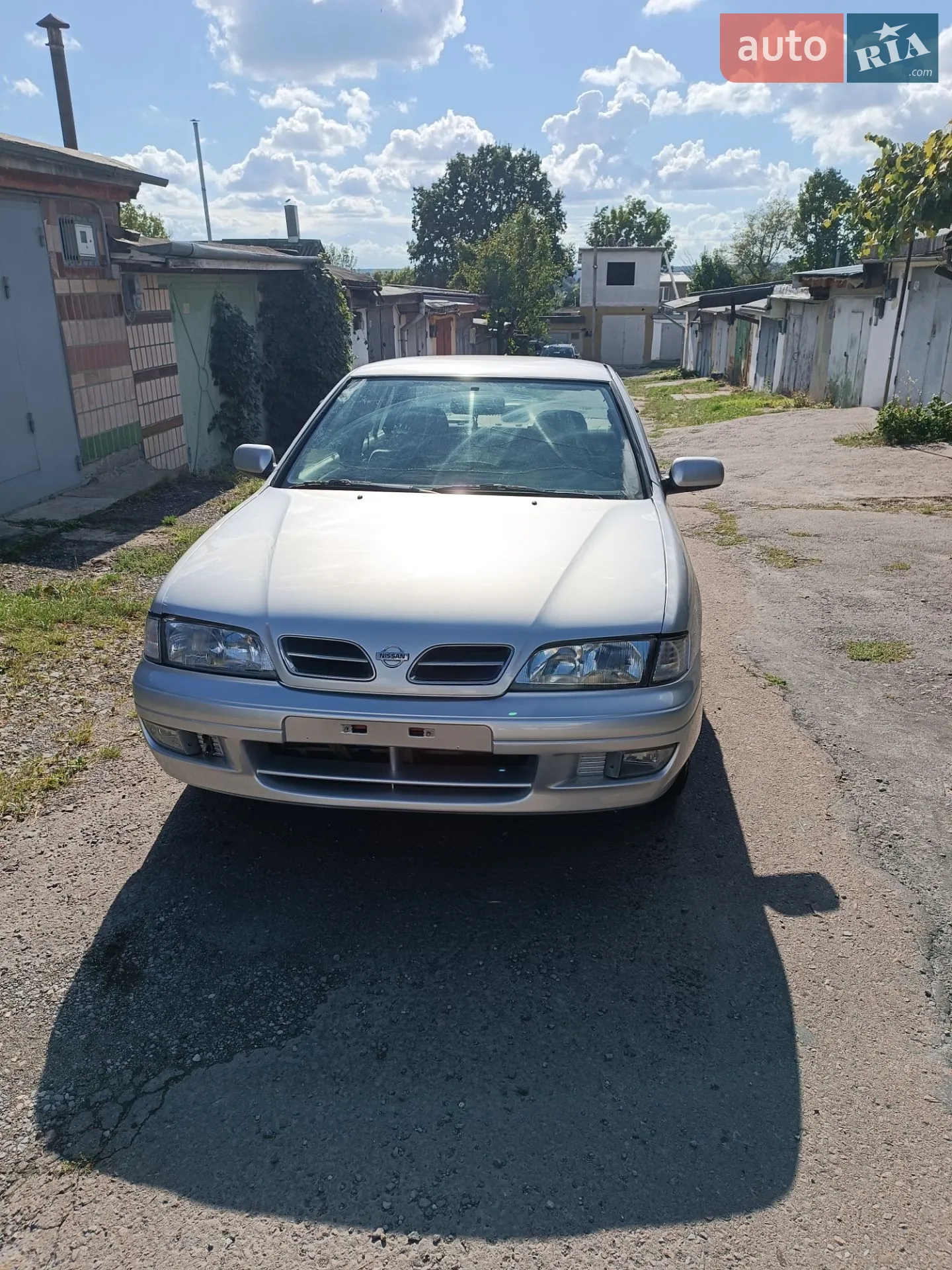 Nissan Primera, 1998