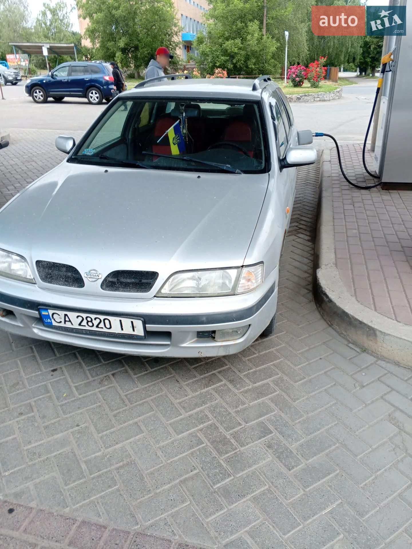 Nissan Primera, 1998