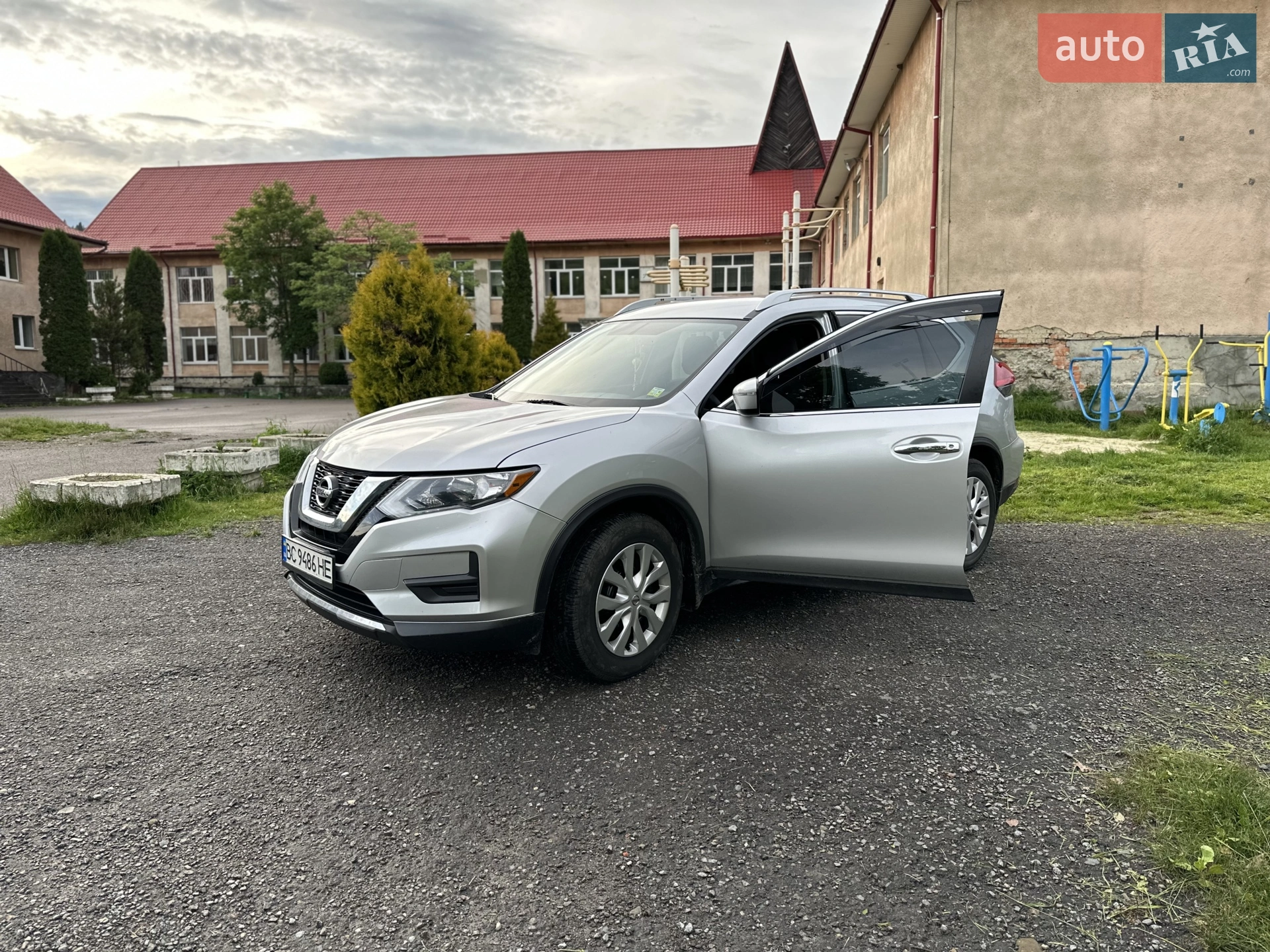 Nissan Rogue, 2016