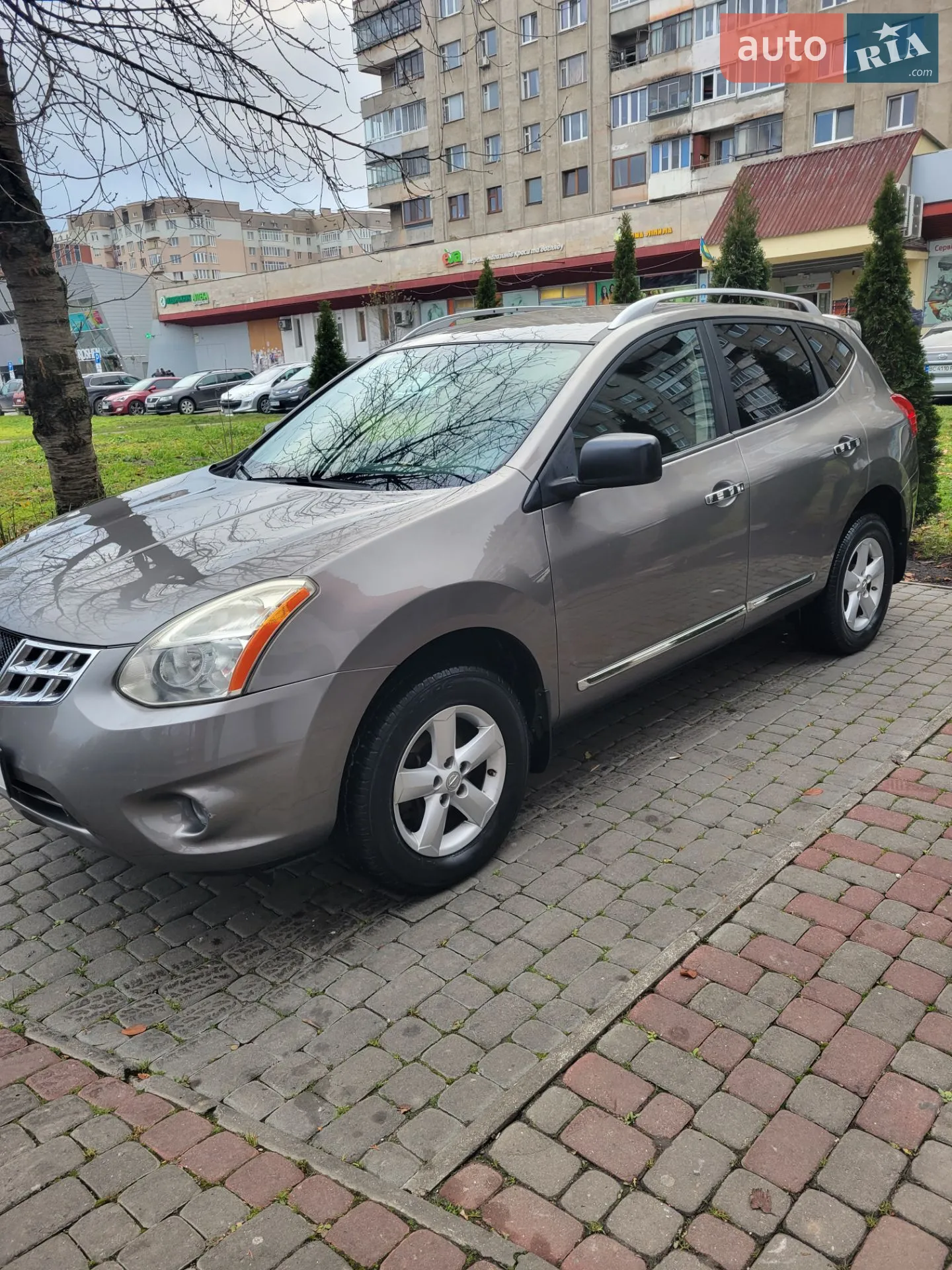 Nissan Rogue, 2012