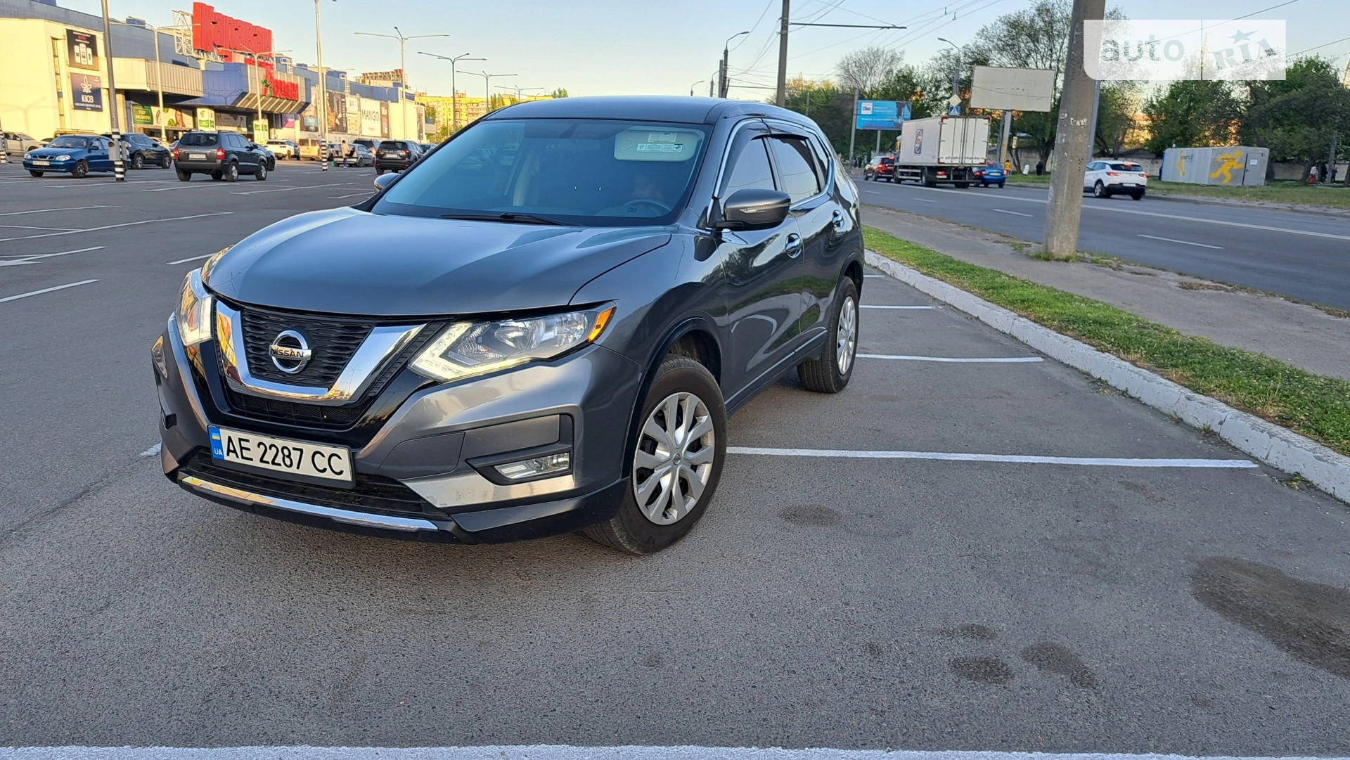 Nissan Rogue, 2015