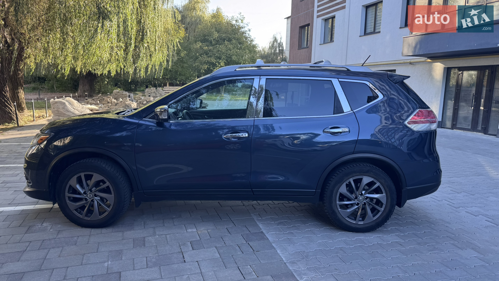 Nissan Rogue, 2016