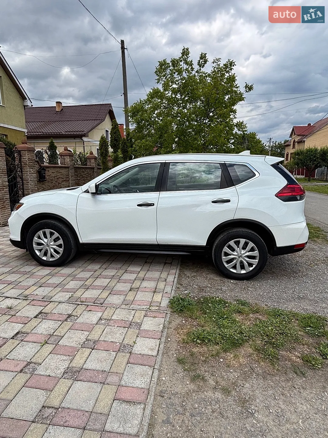Nissan Rogue, 2017