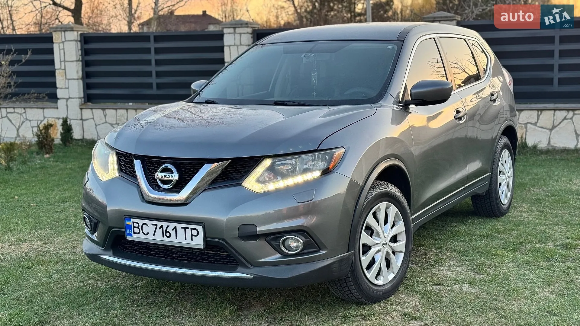 Nissan Rogue, 2015