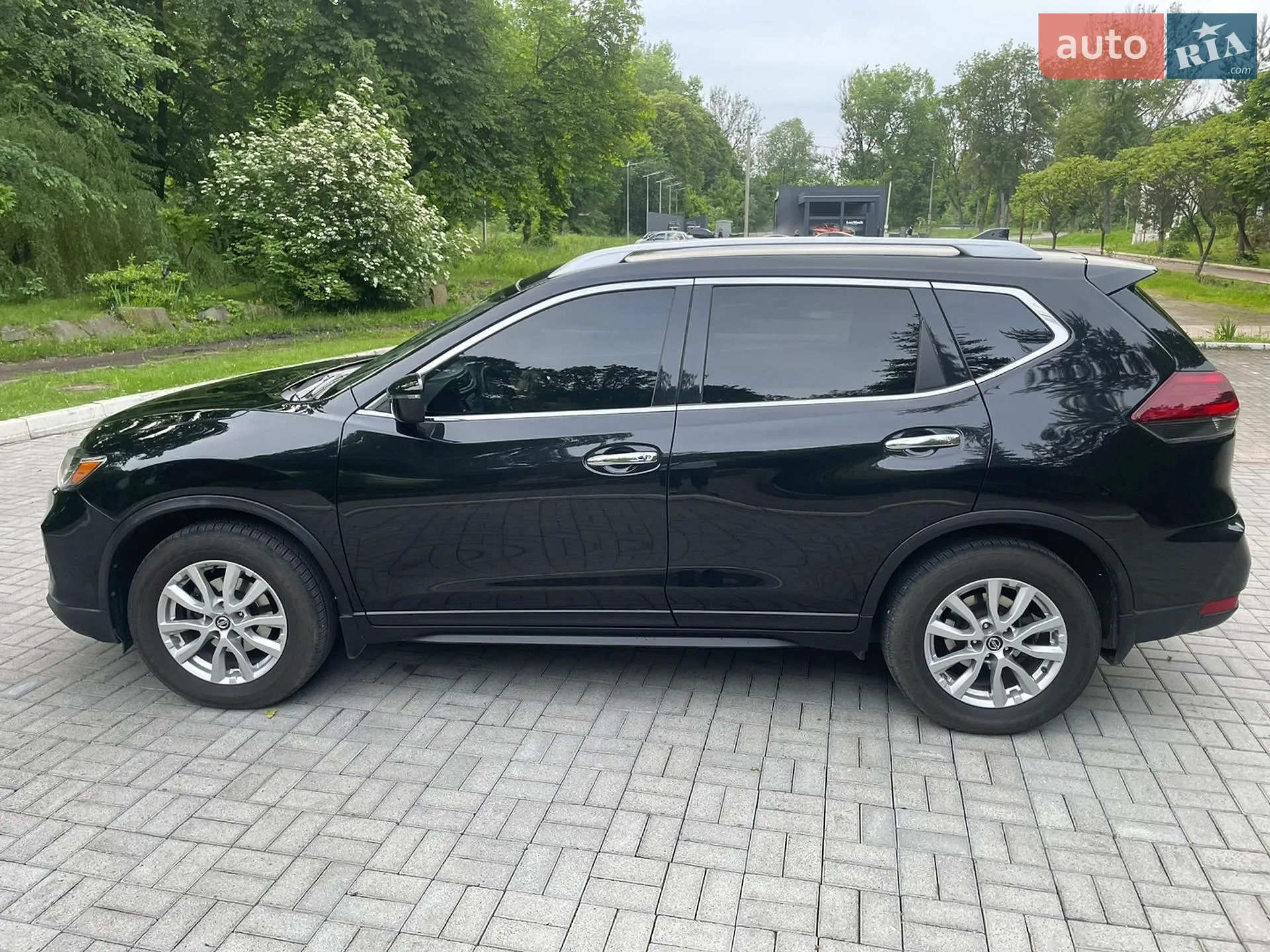 Nissan Rogue, 2017