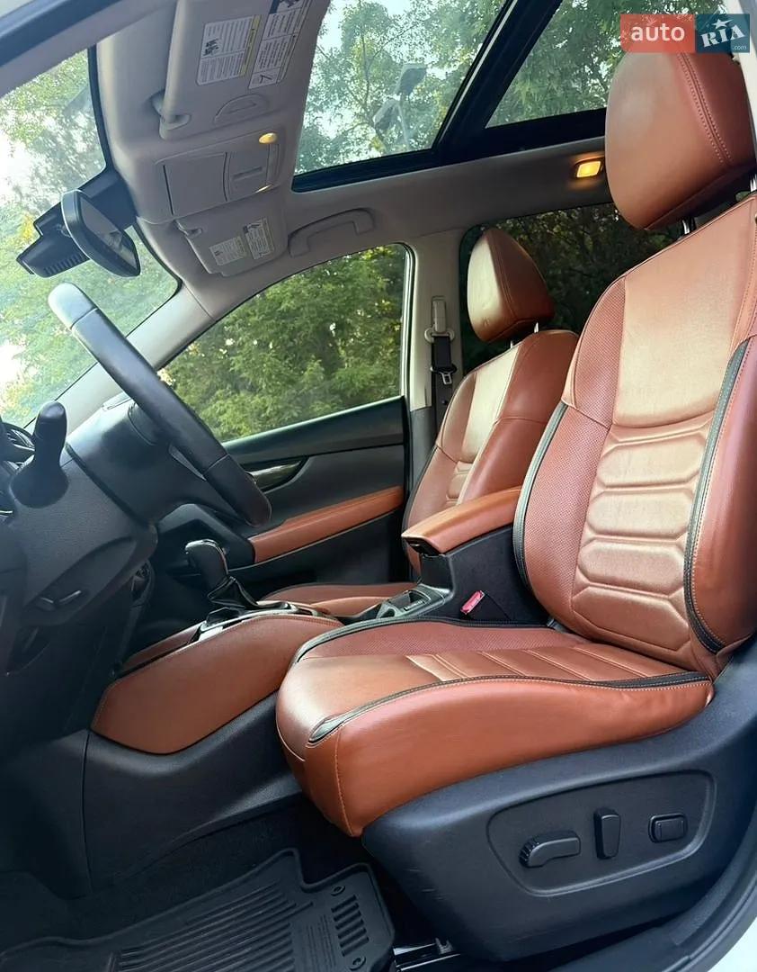 Nissan Rogue, 2017