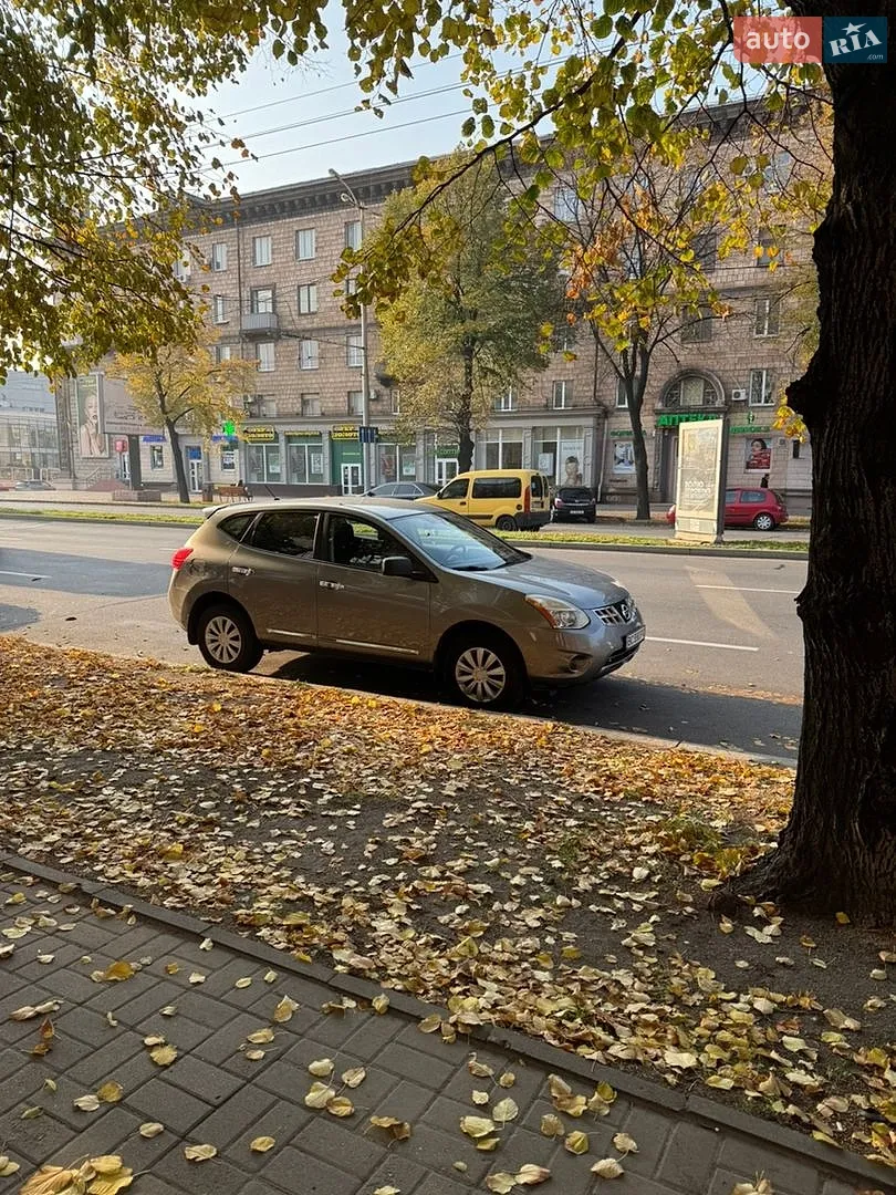 Nissan Rogue, 2012