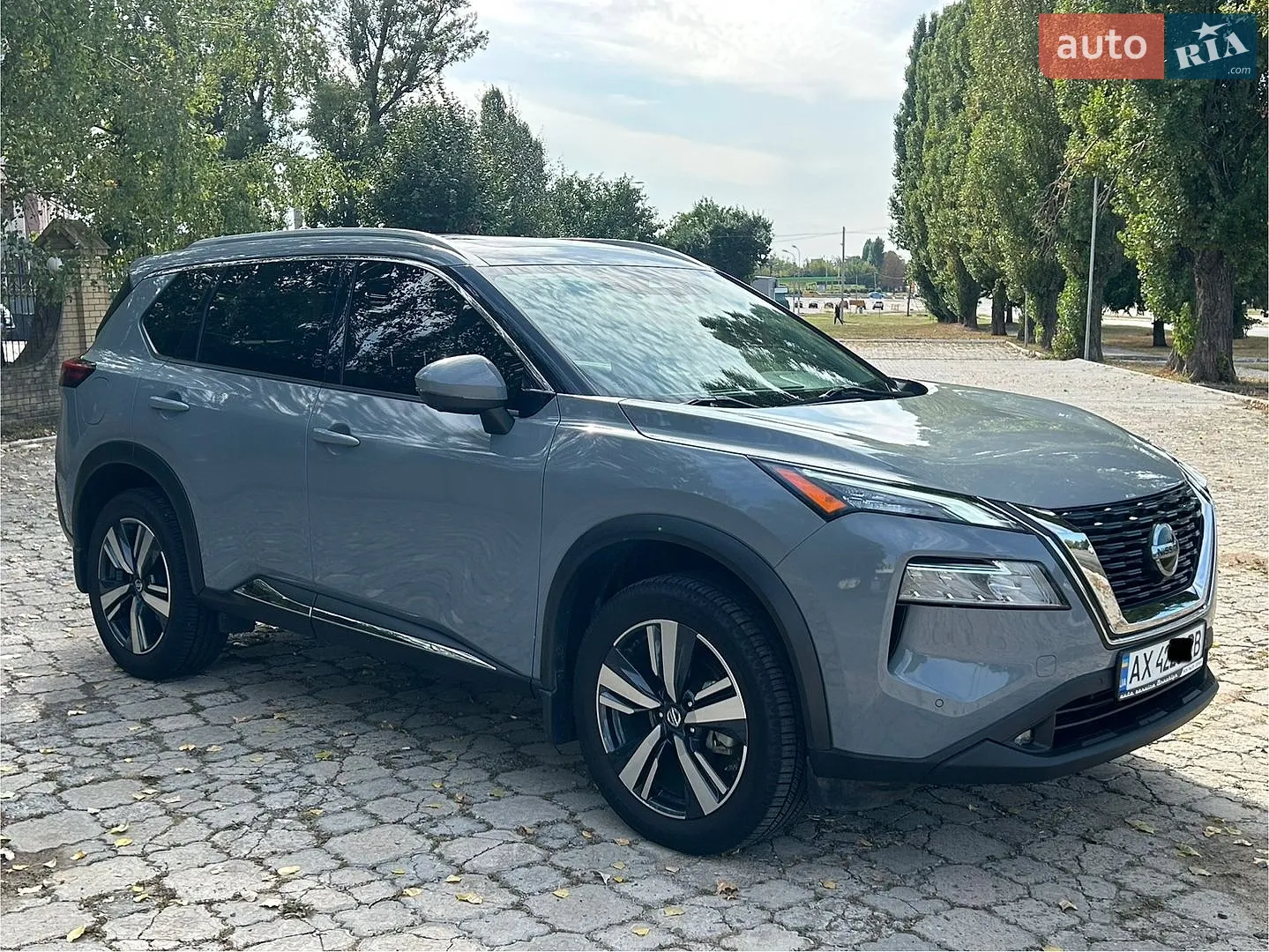 Nissan Rogue, 2020