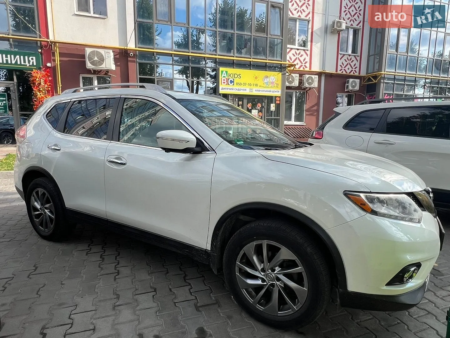 Nissan Rogue, 2015