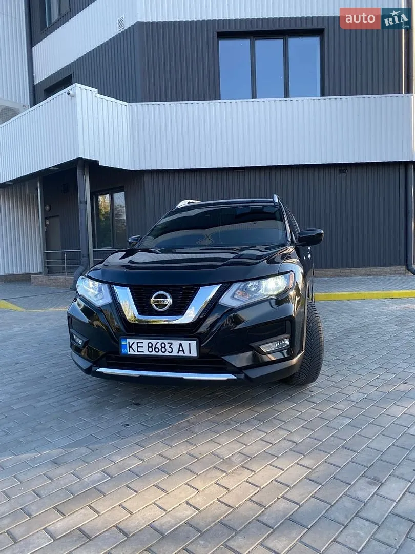 Nissan Rogue, 2020