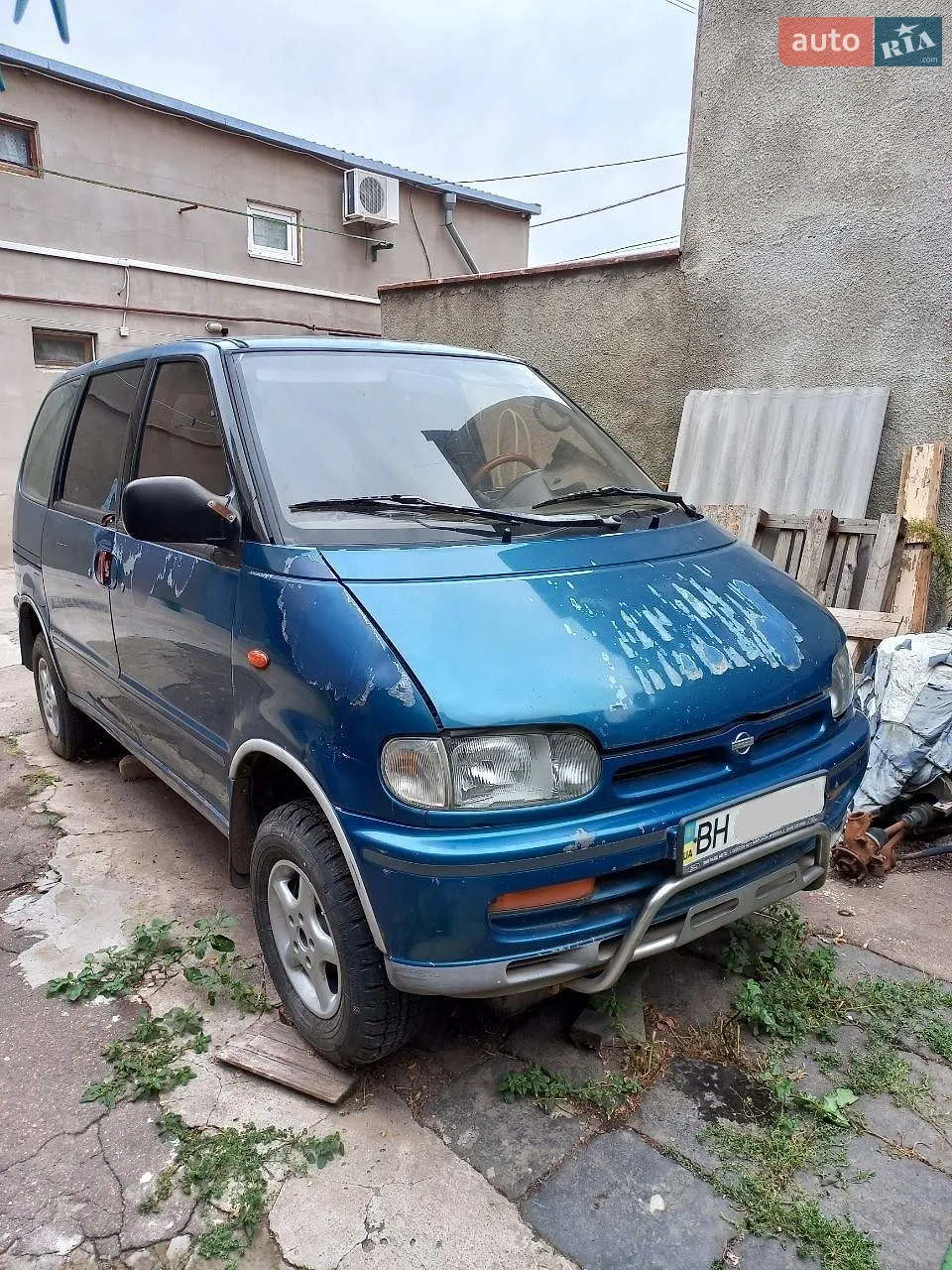 Nissan Serena, 1993