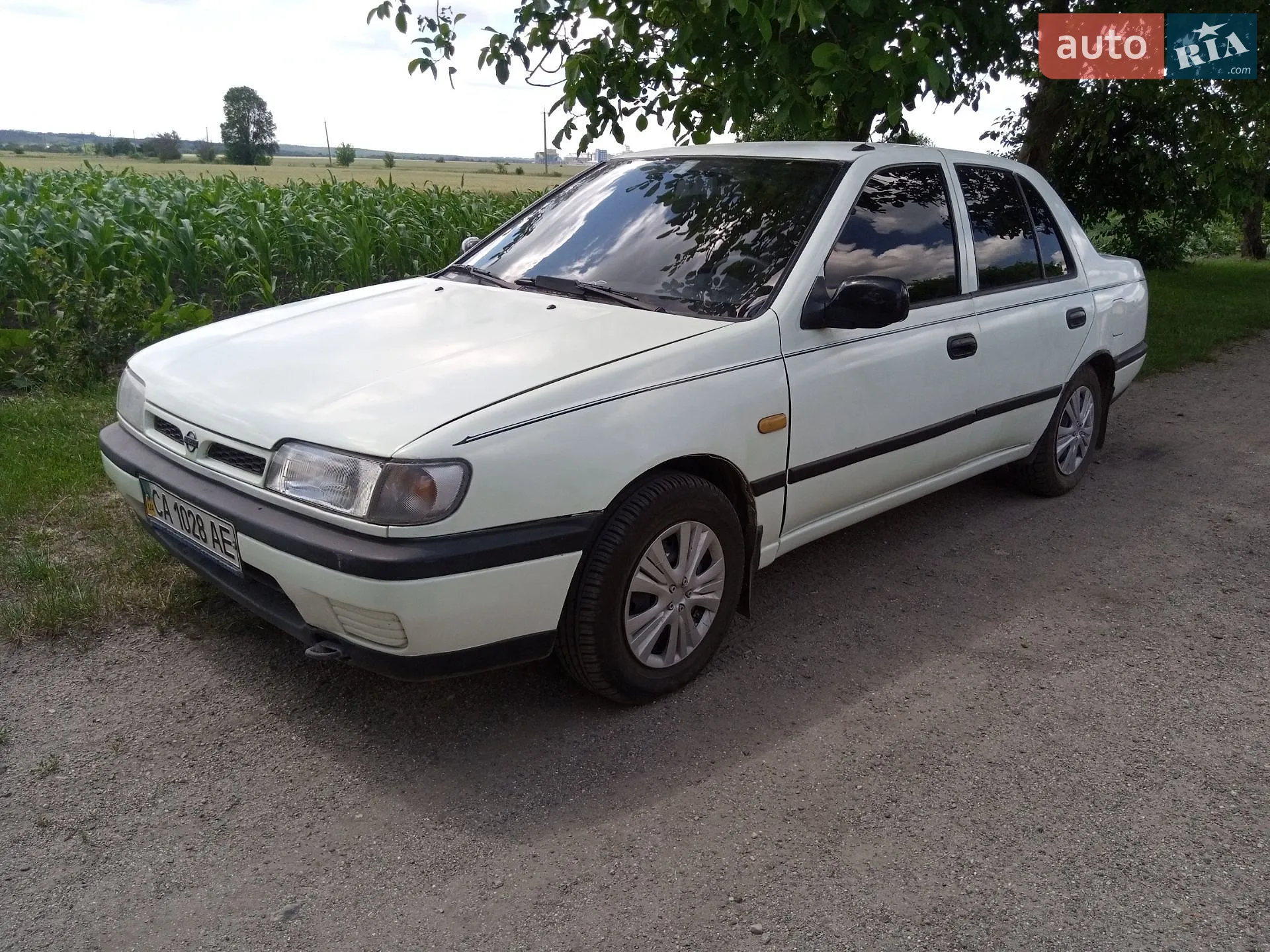 Nissan Sunny, 1993