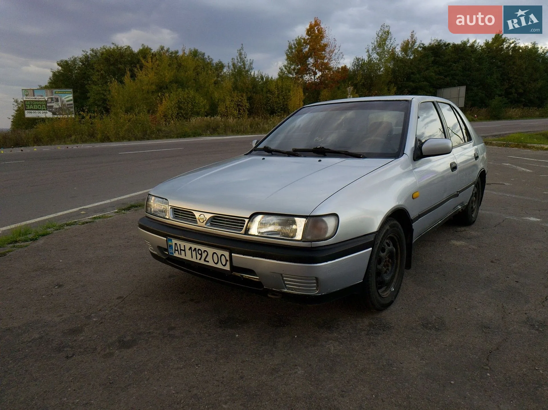 Nissan Sunny, 1993