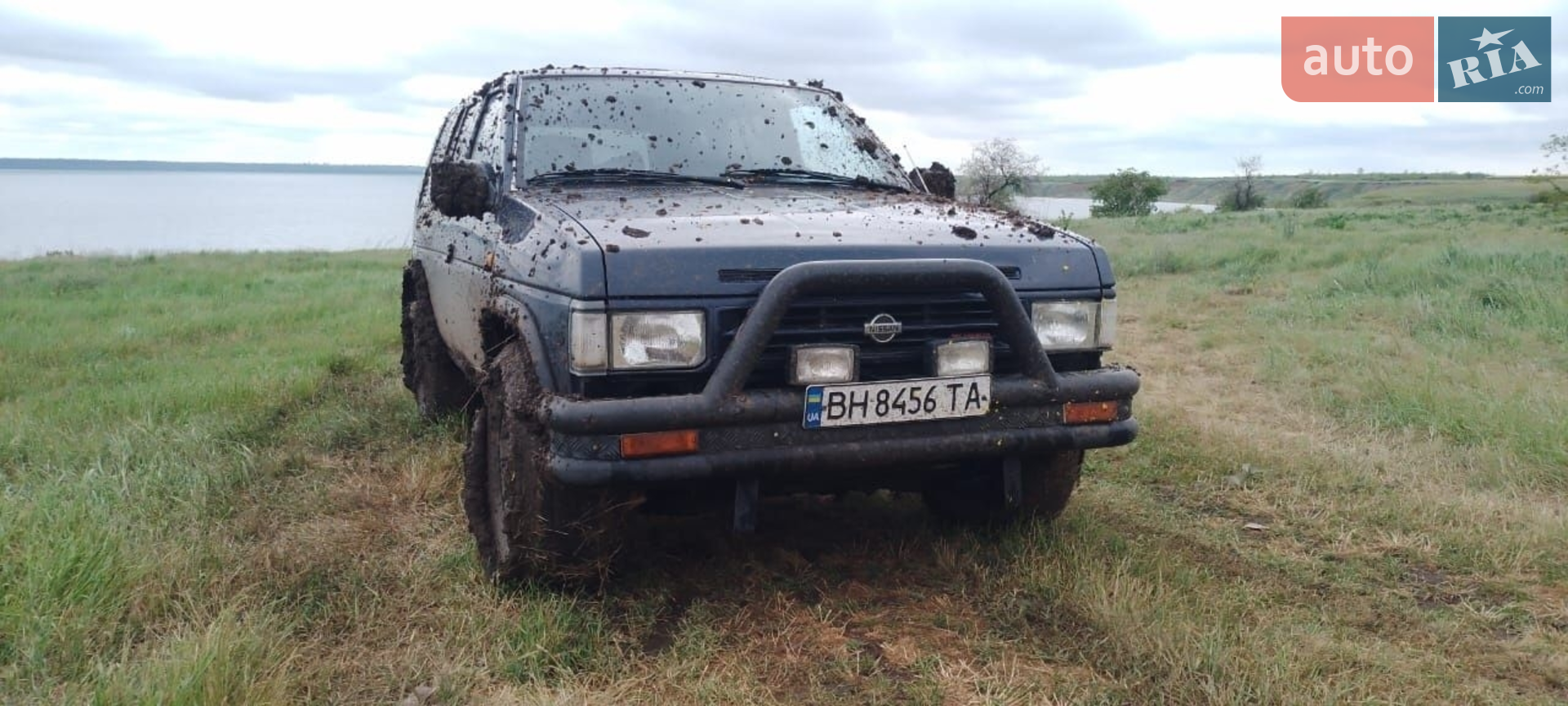 Nissan Terrano, 1988