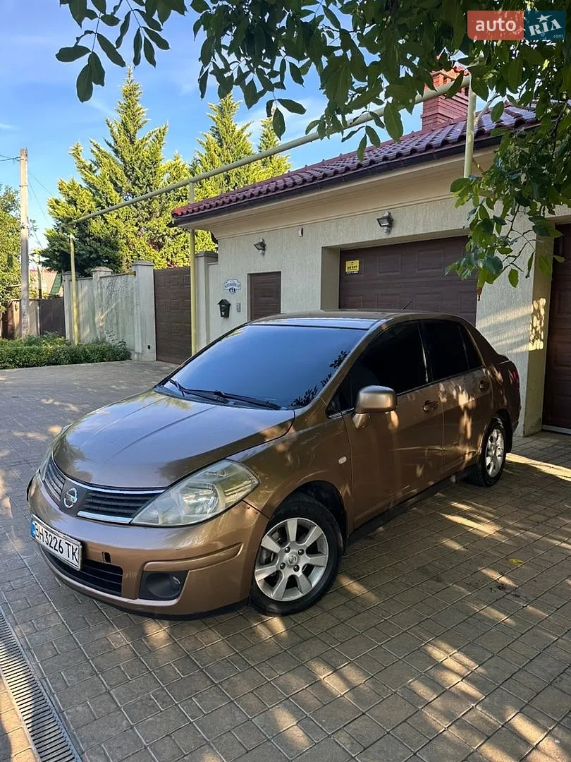 Nissan TIIDA, 2008