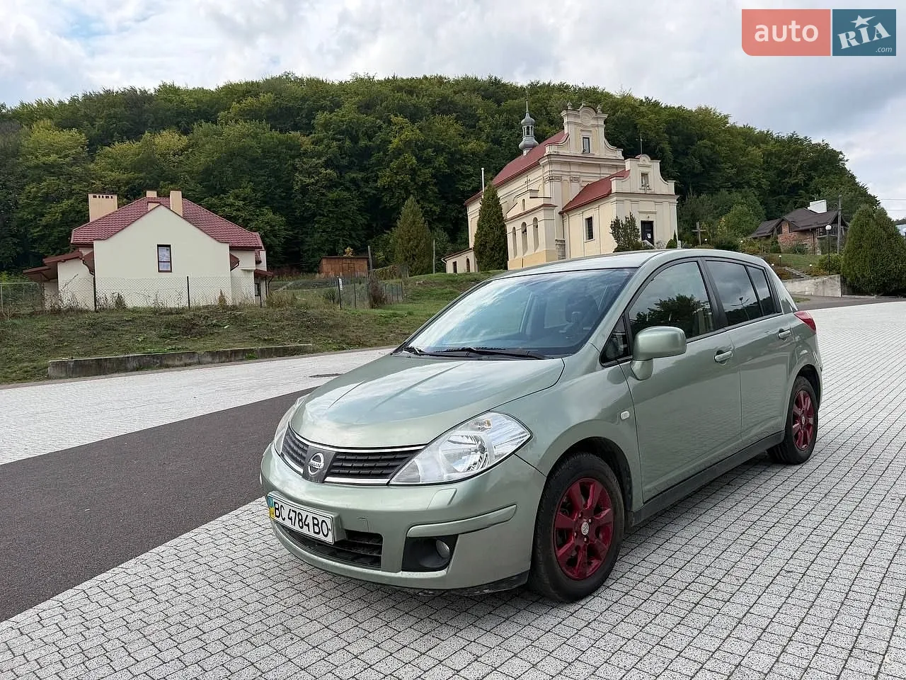 Nissan TIIDA, 2008