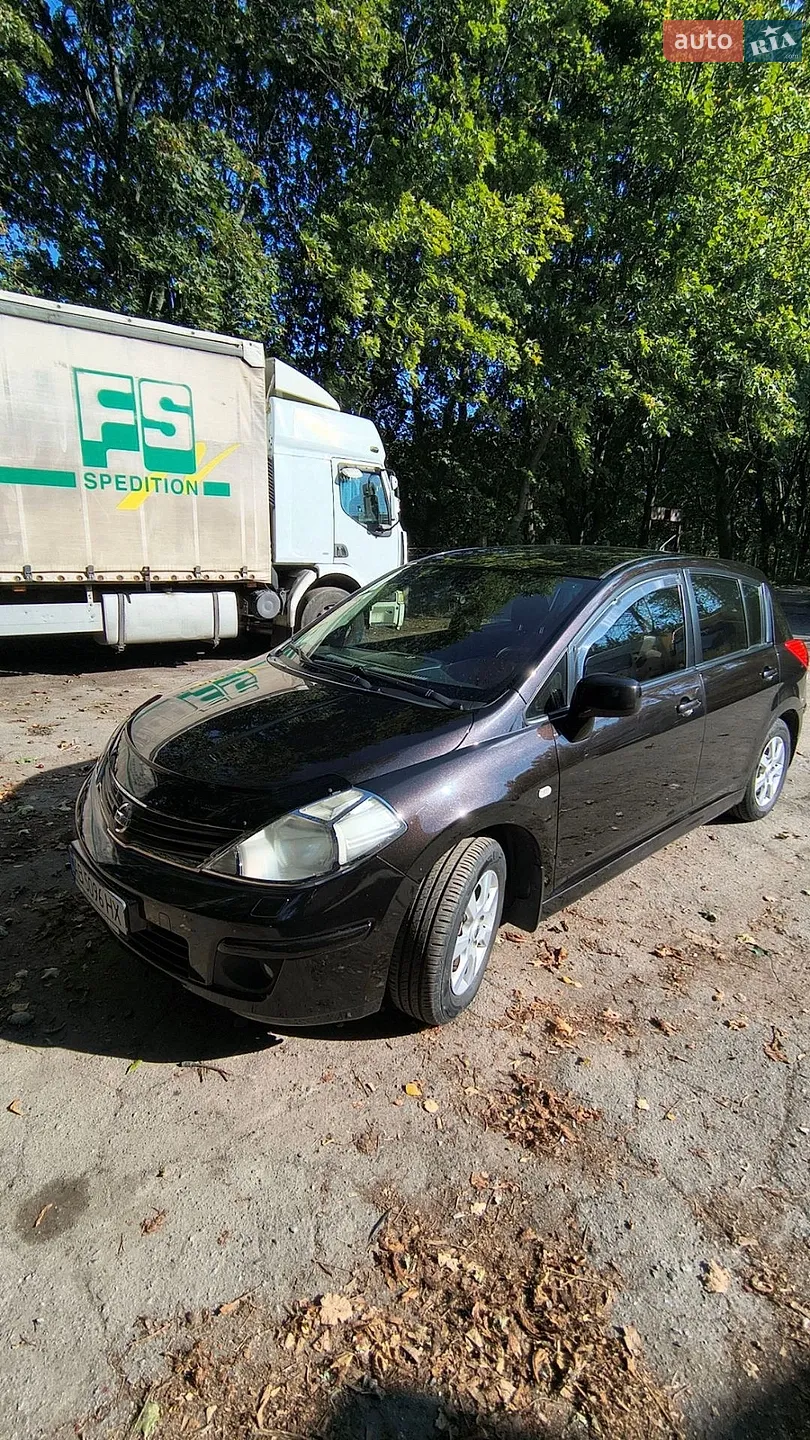 Nissan TIIDA, 2012
