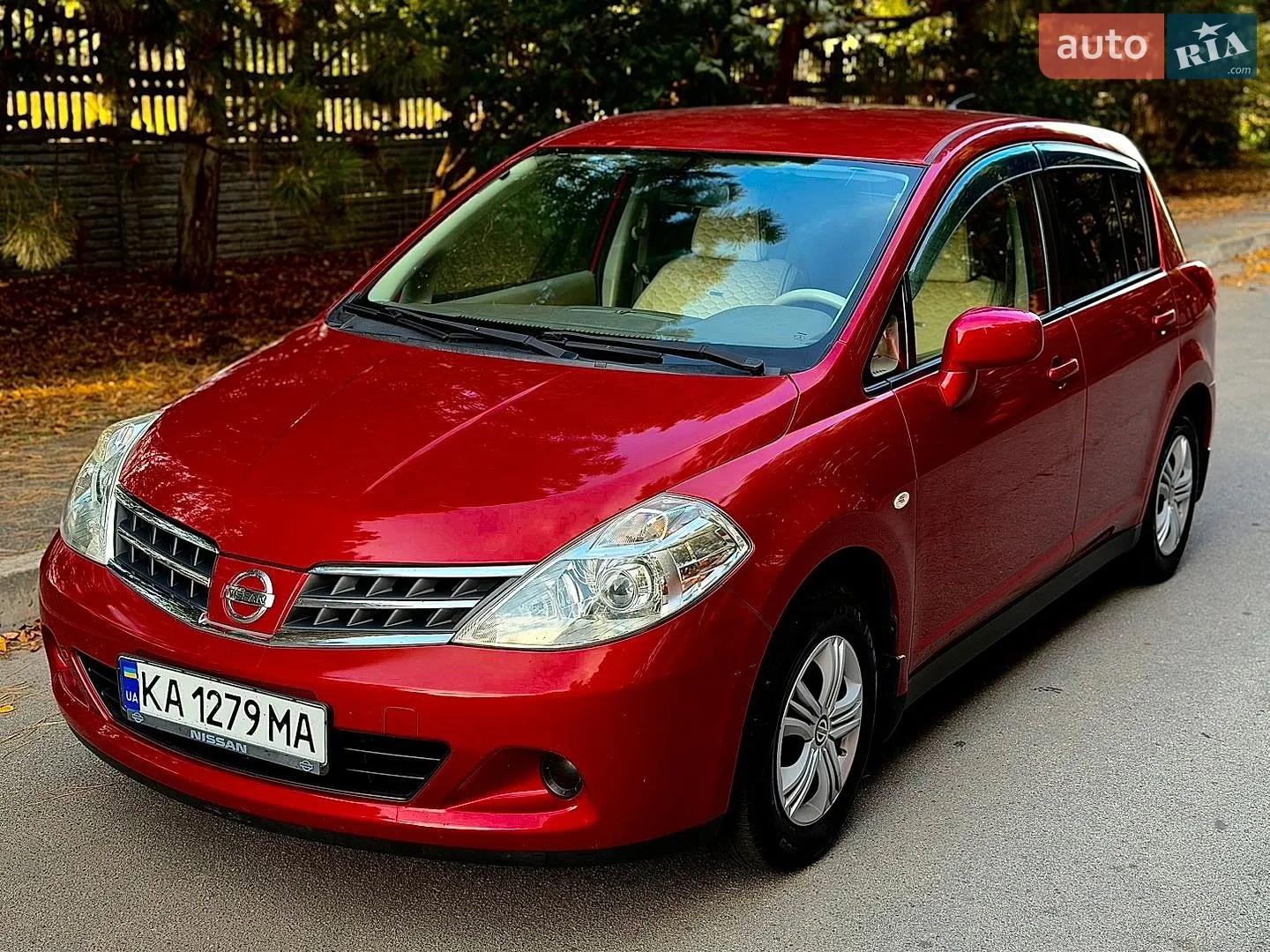 Nissan TIIDA, 2011