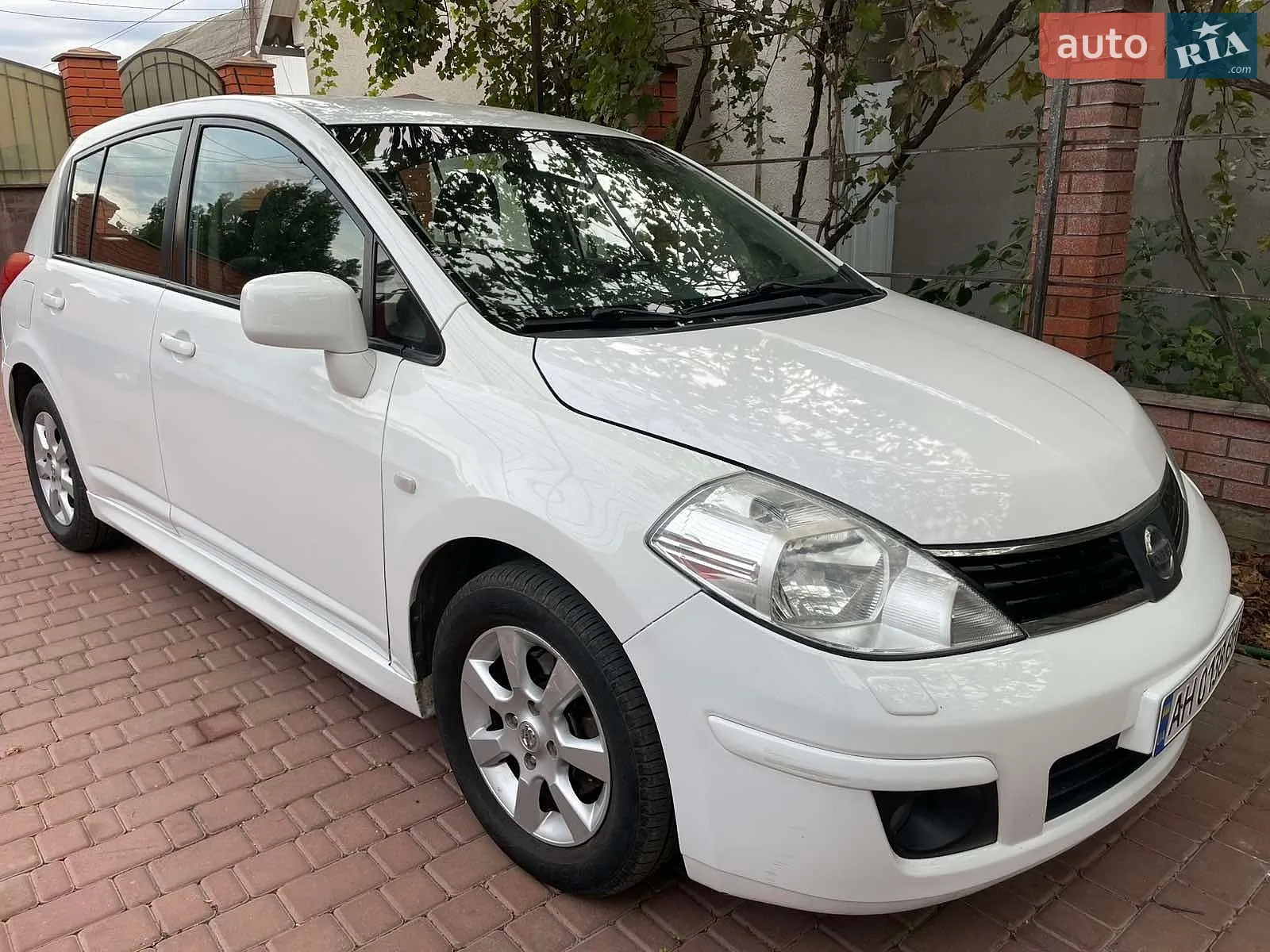 Nissan TIIDA, 2010