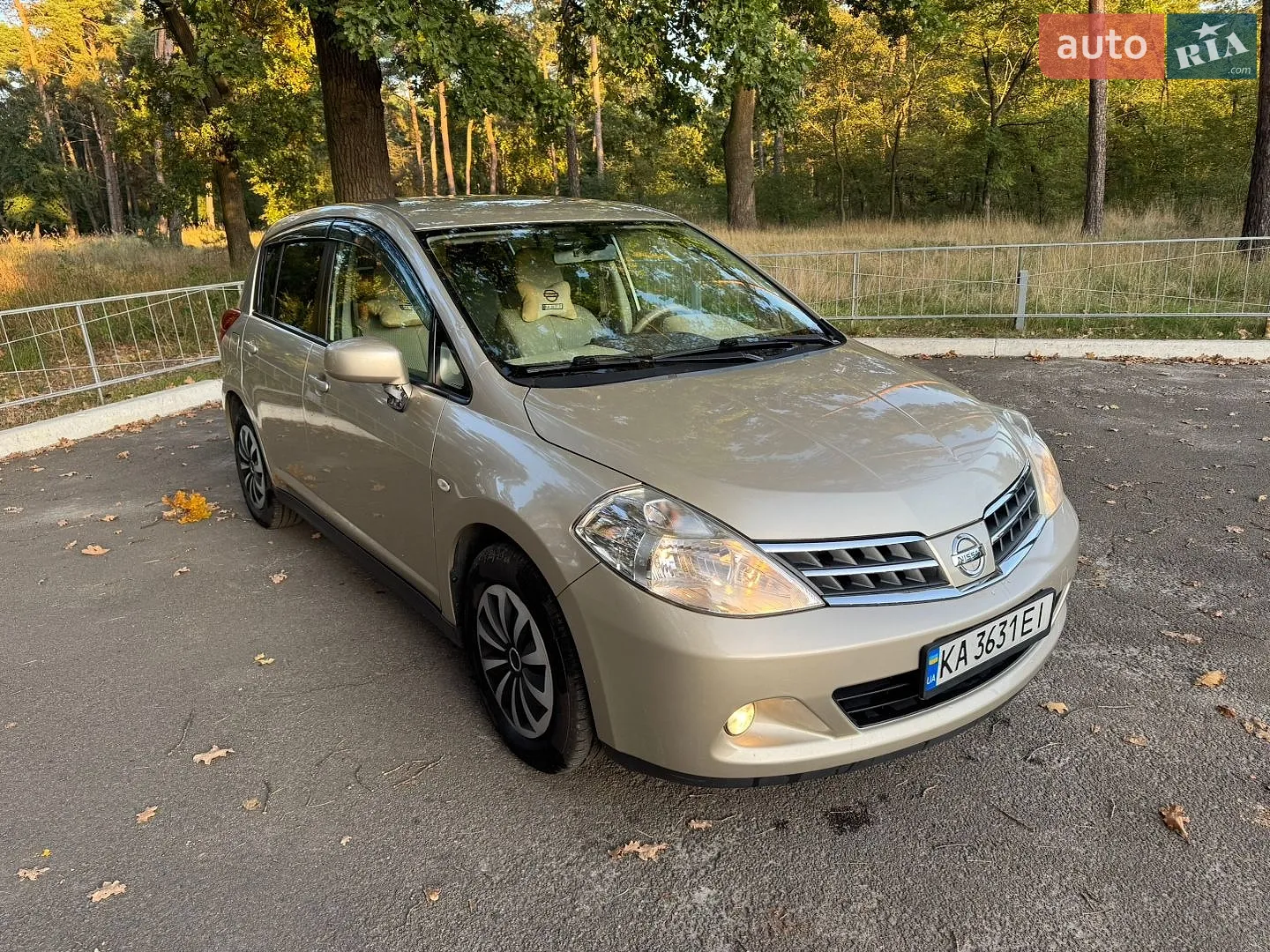 Nissan TIIDA, 2011