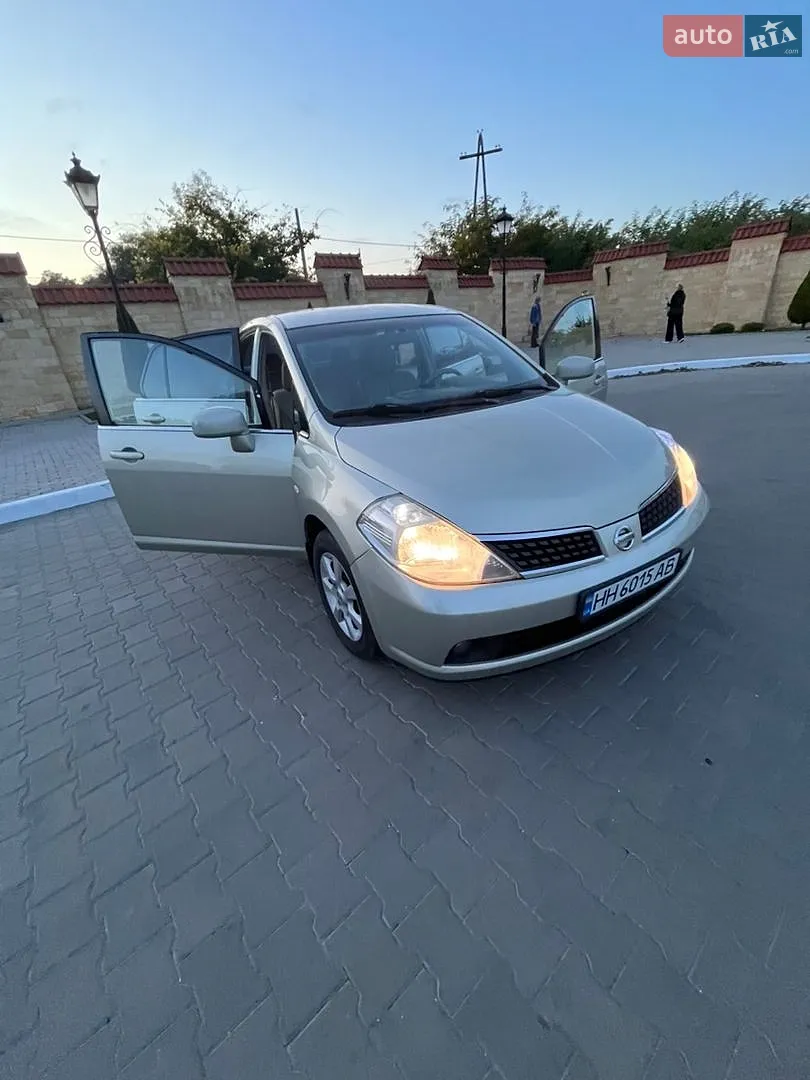 Nissan TIIDA, 2007