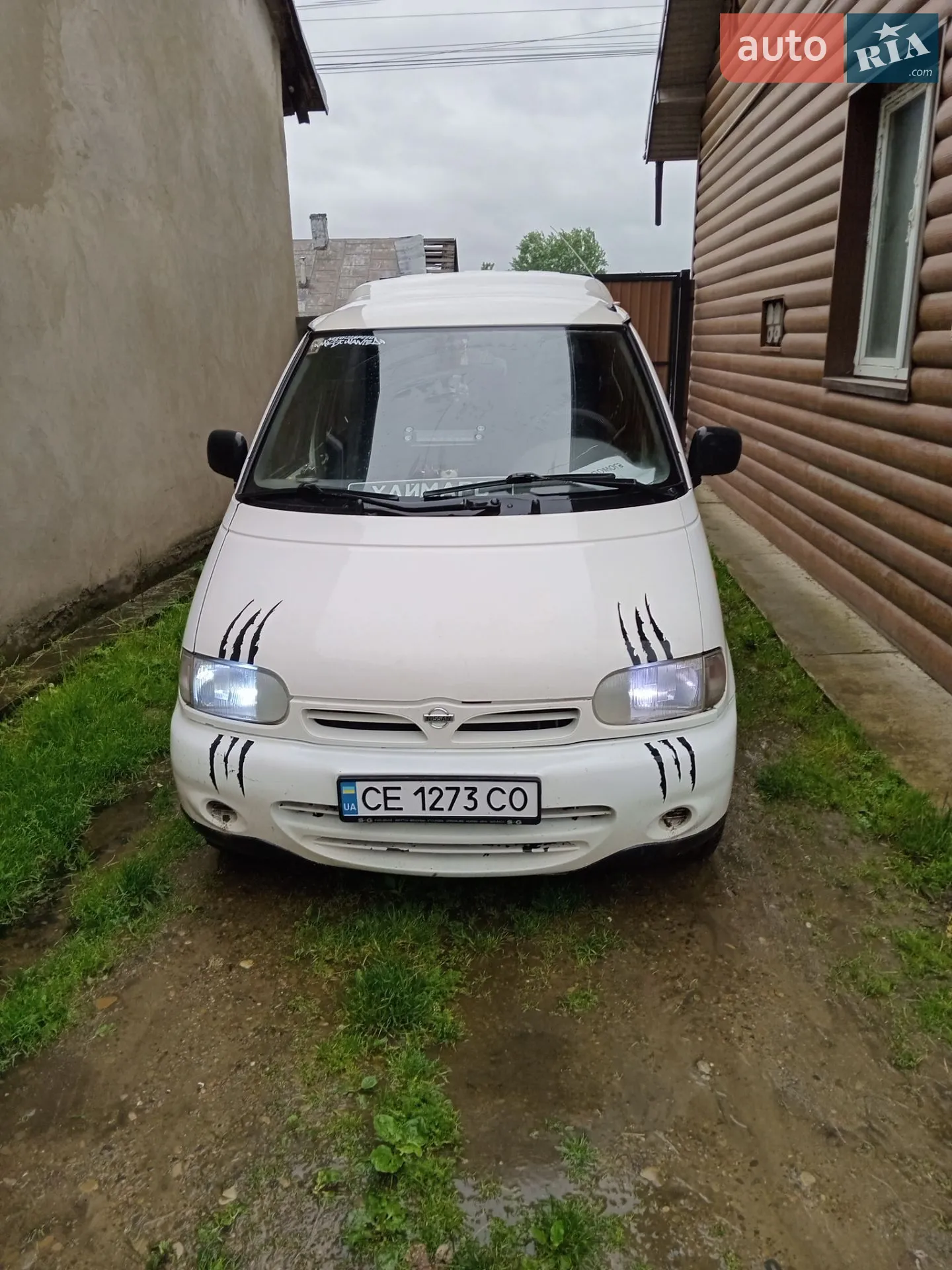 Nissan Vanette, 2000