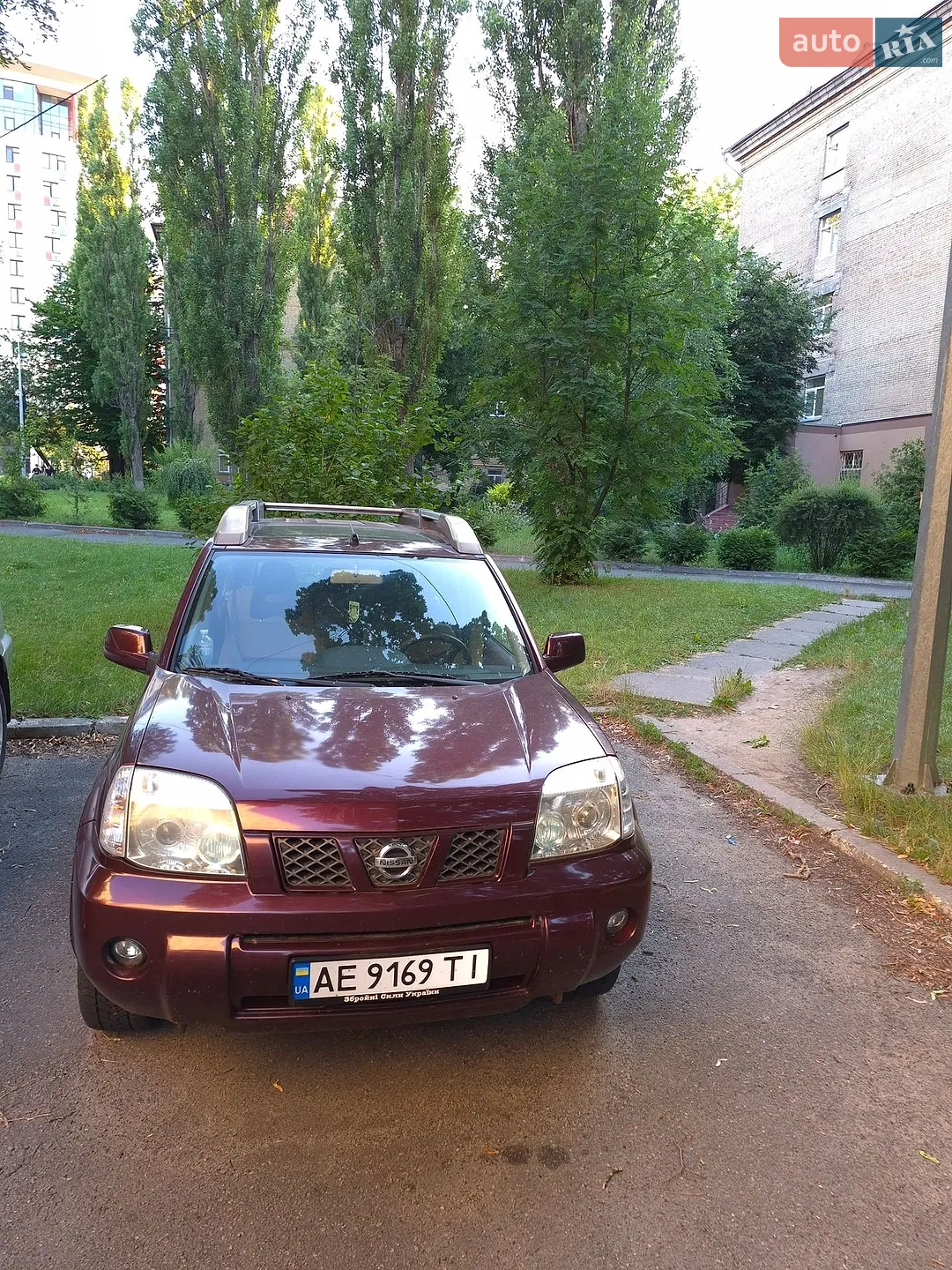 Nissan X-Trail, 2004