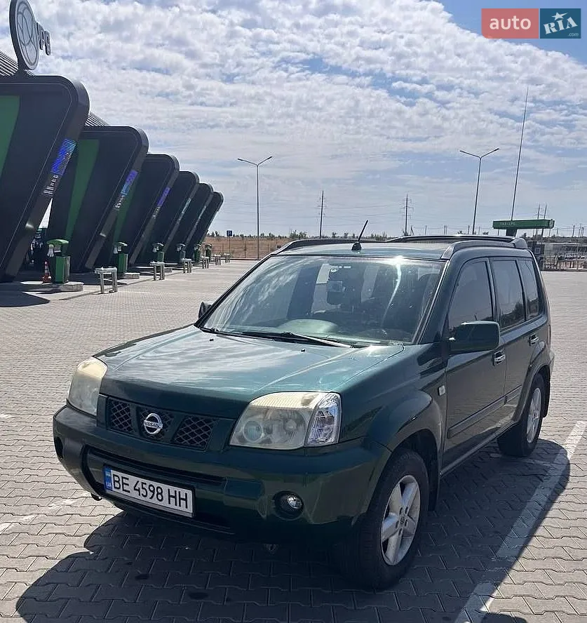 Nissan X-Trail, 2004