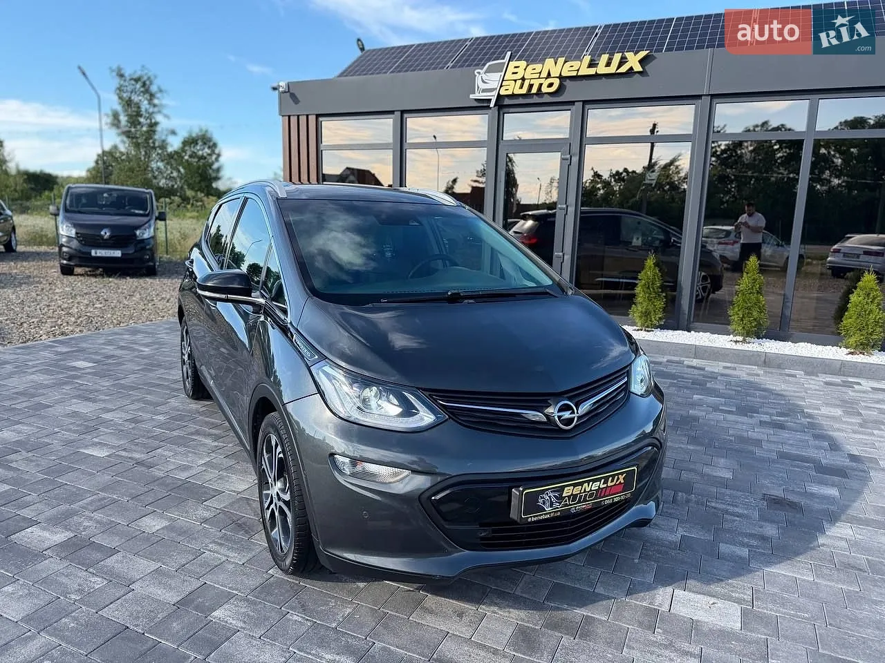 Opel Ampera-e, 2018