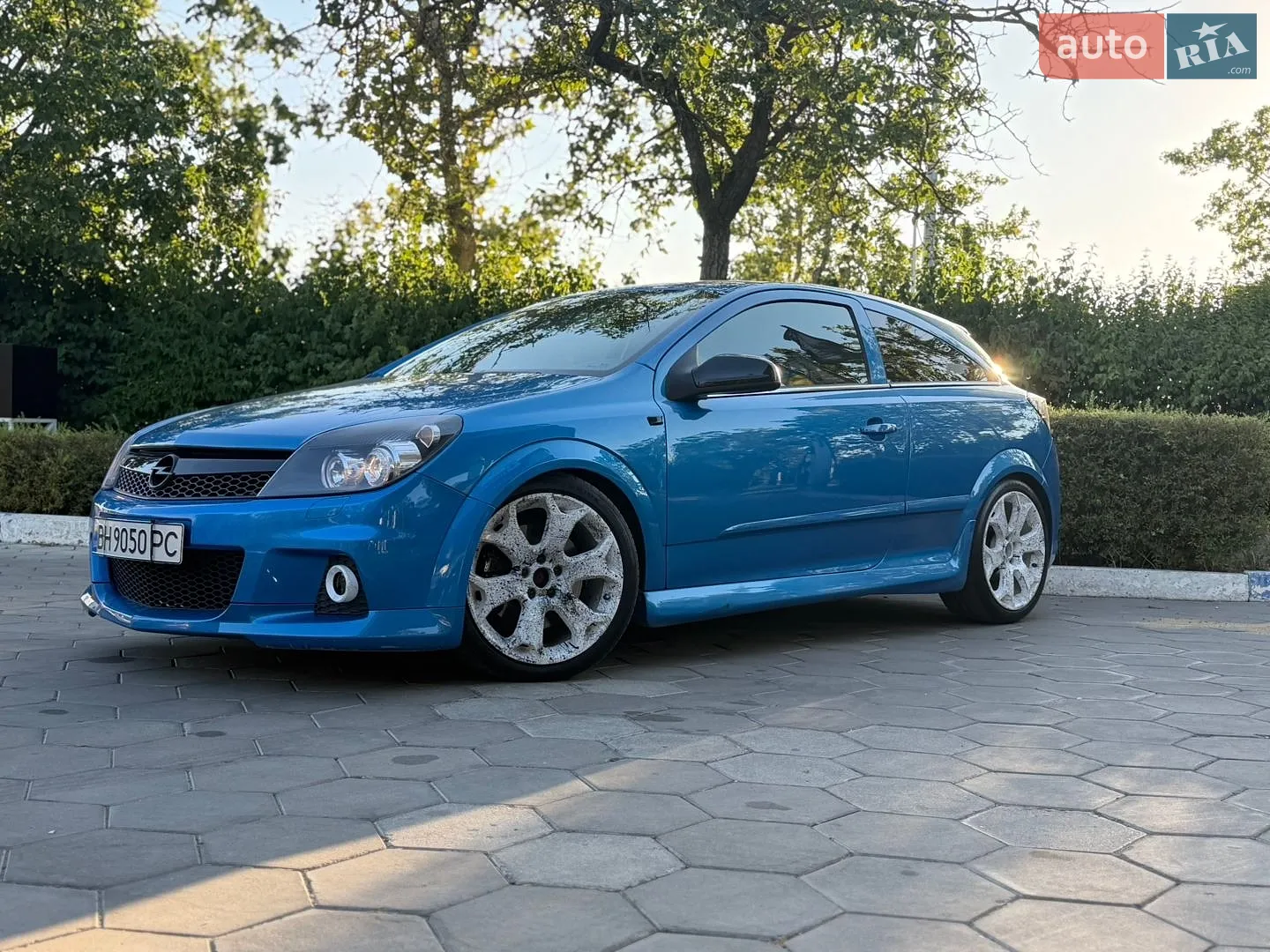Opel Astra GTC, 2006
