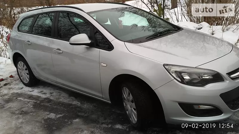 Opel Astra 2014 — 1