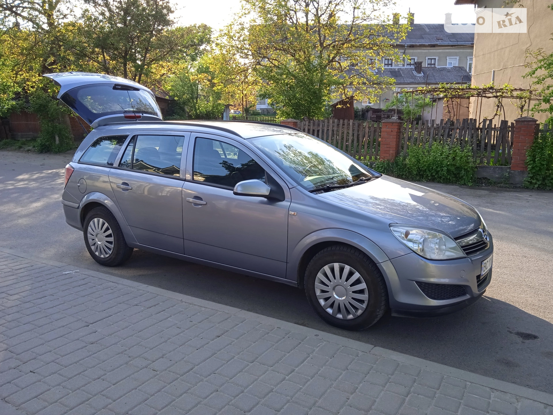 Opel Astra, 2009