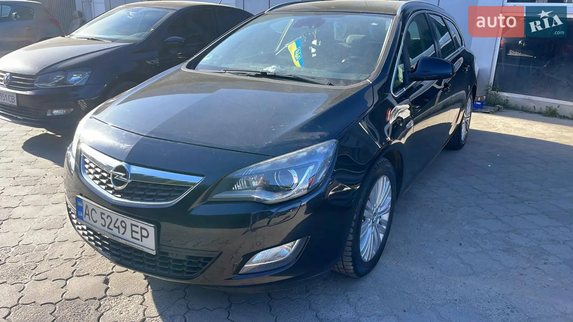Opel Astra, 2011