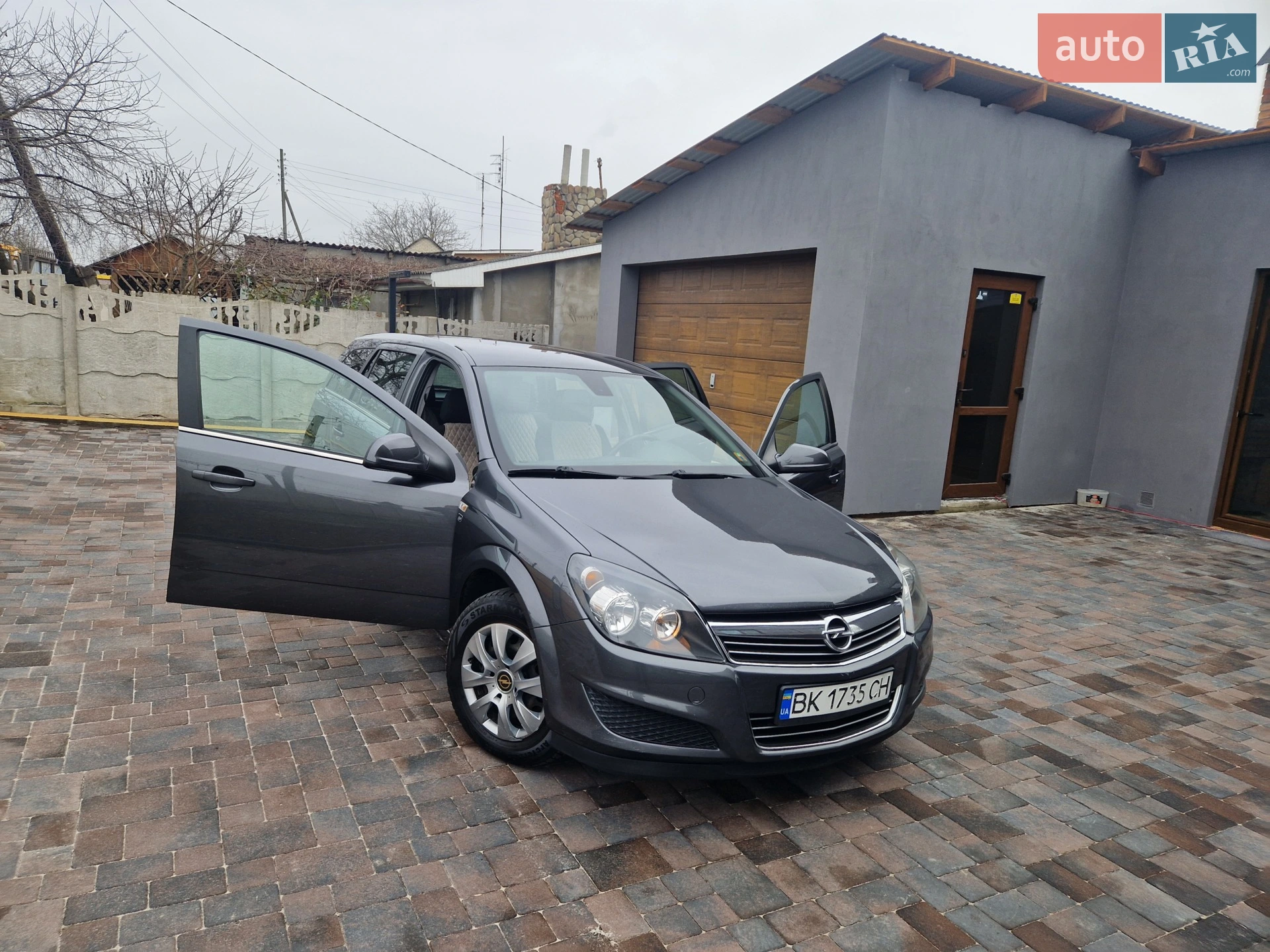 Opel Astra, 2010