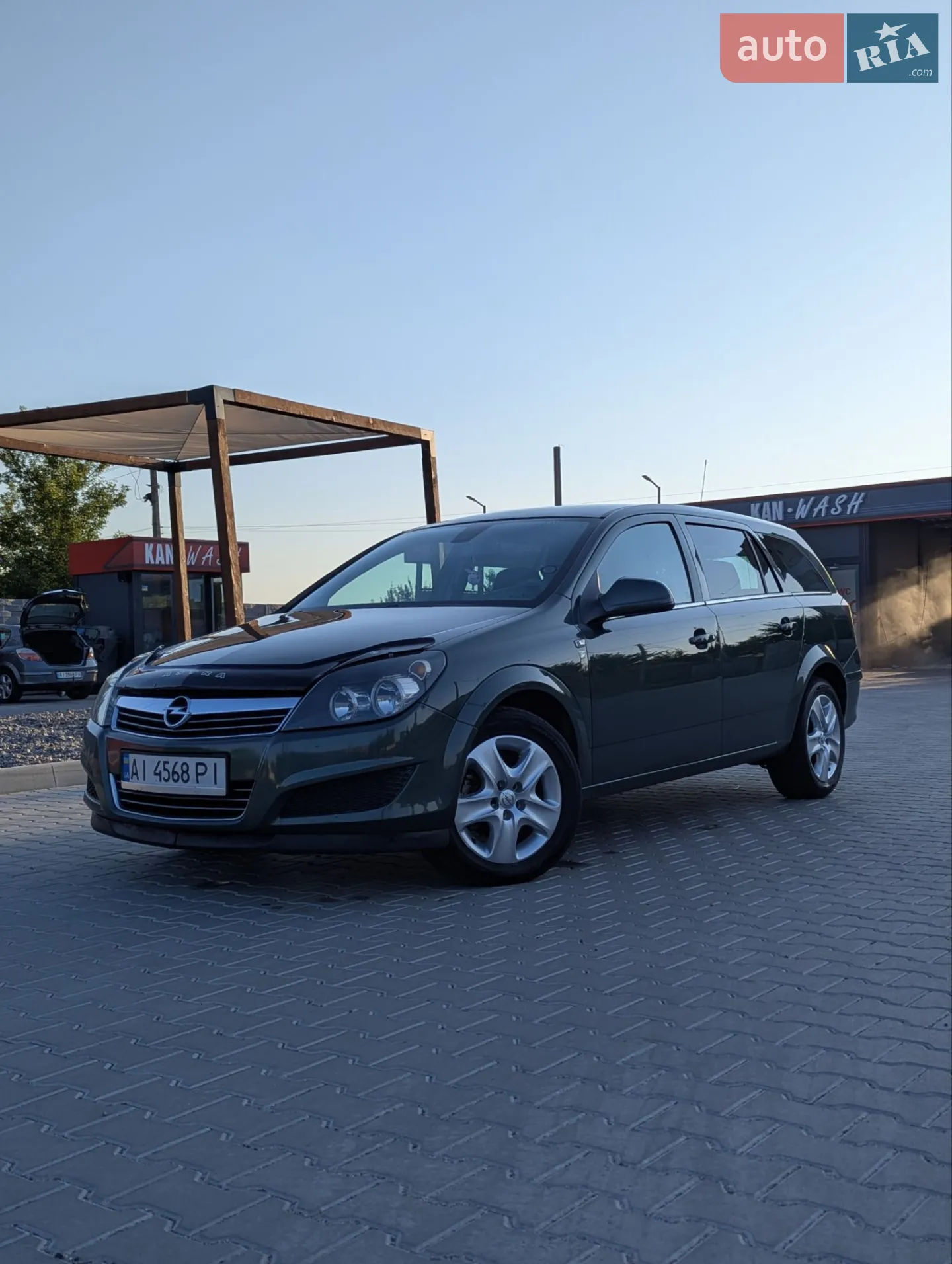 Opel Astra, 2010