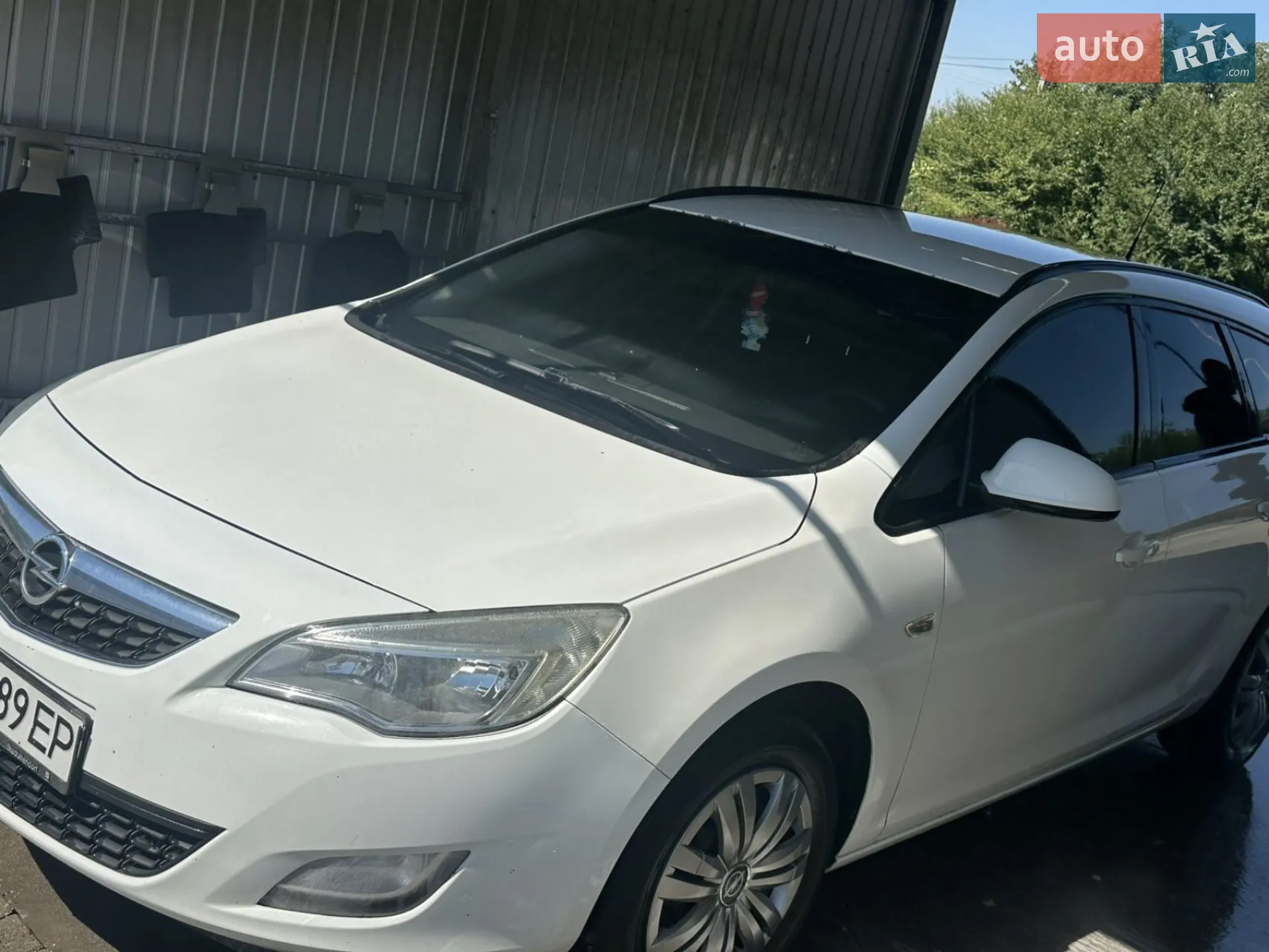 Opel Astra, 2011