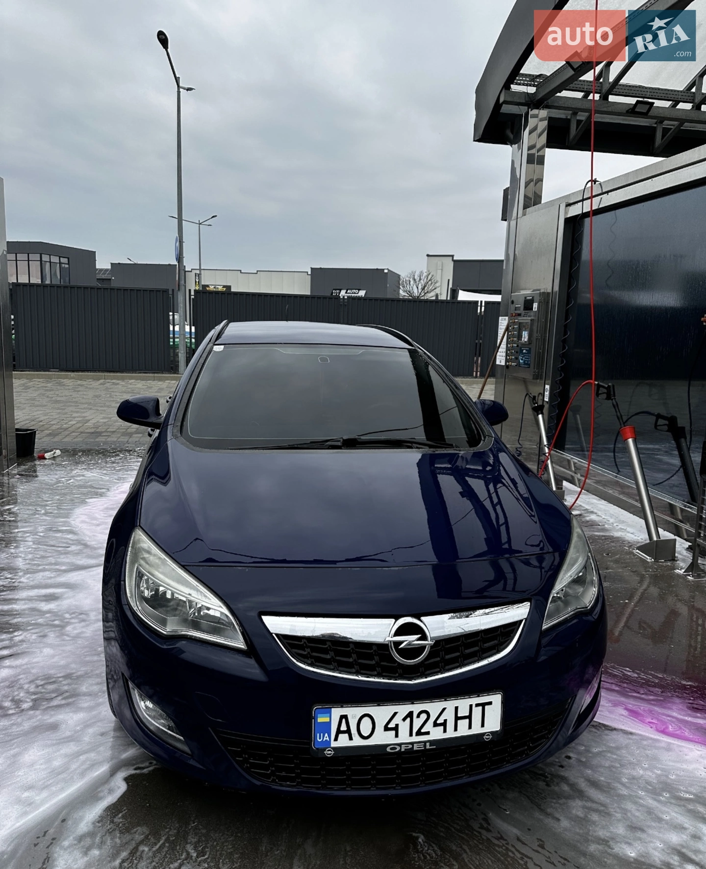 Opel Astra, 2011