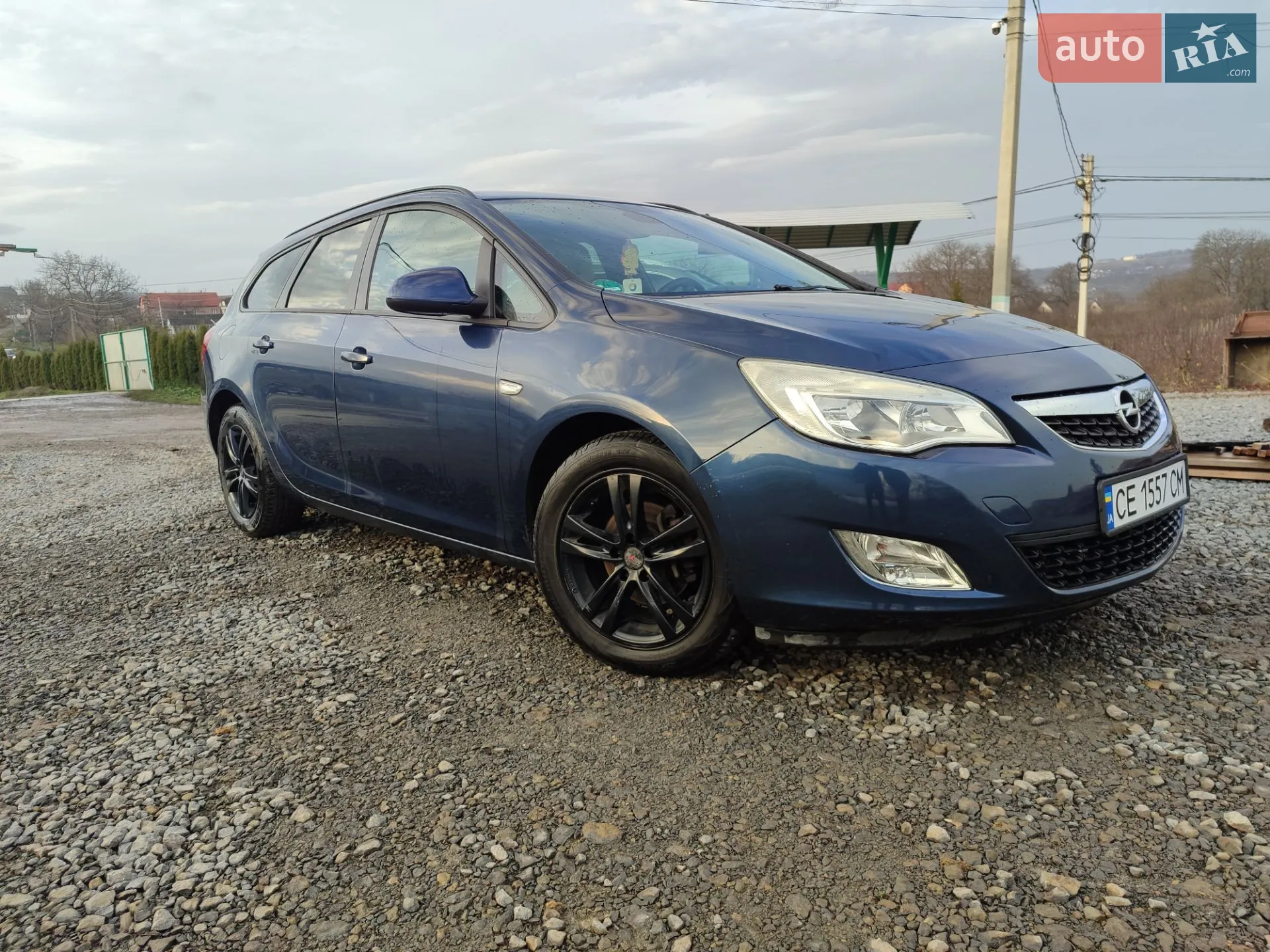 Opel Astra, 2011
