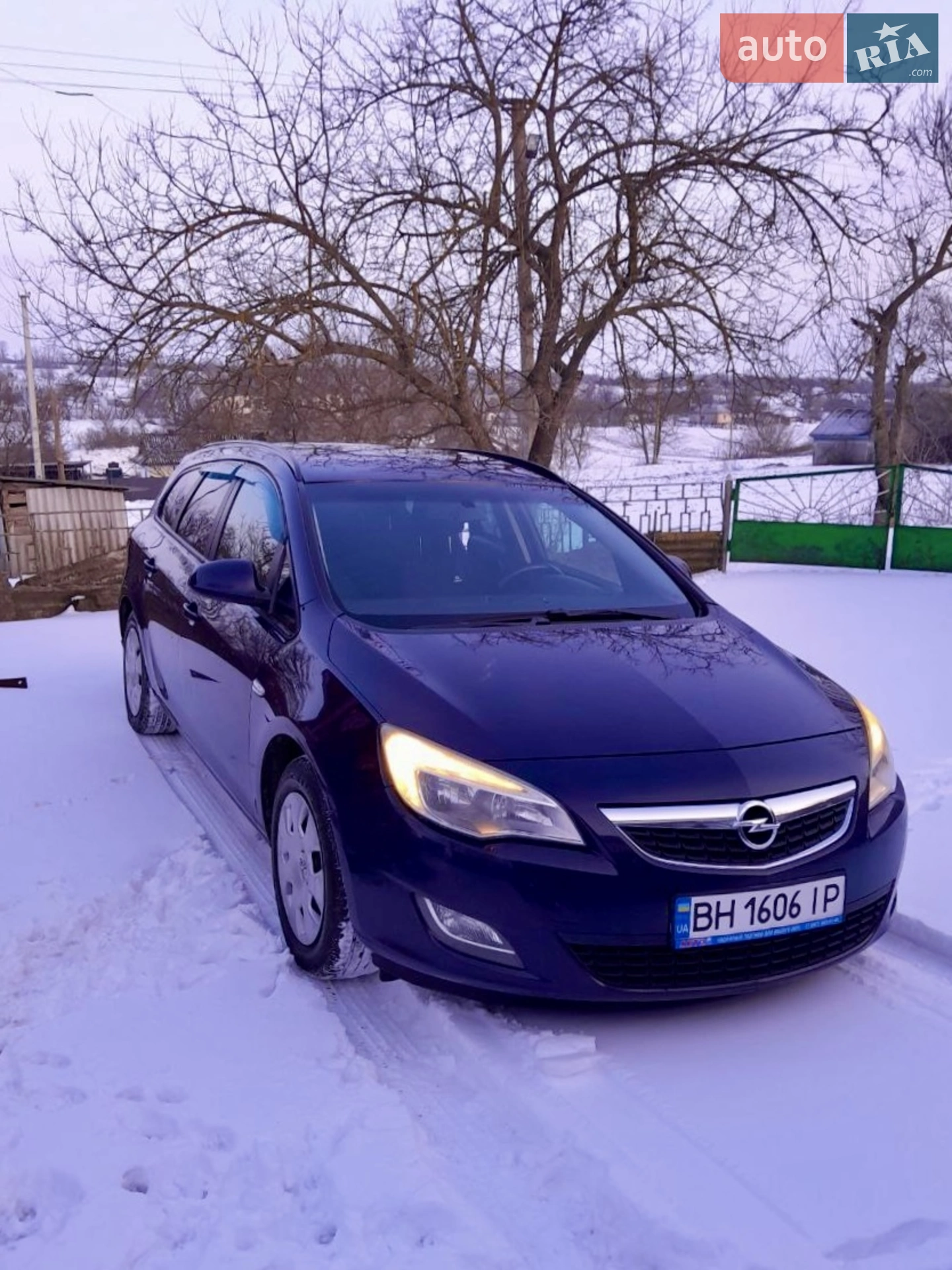 Opel Astra, 2012