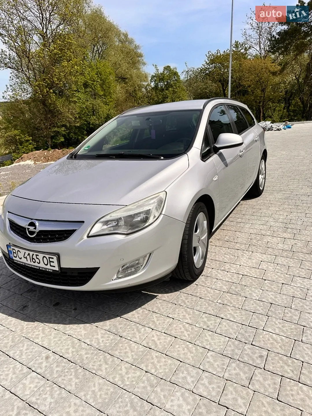 Opel Astra, 2011