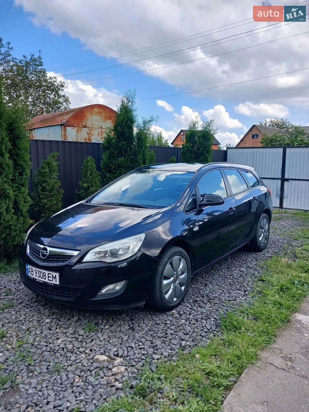 Opel Astra, 2010