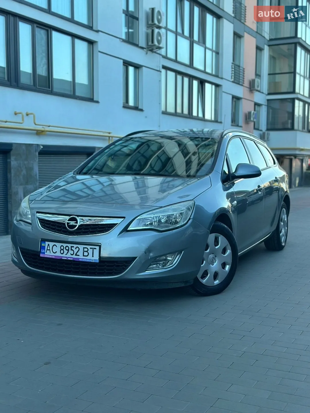 Opel Astra, 2012