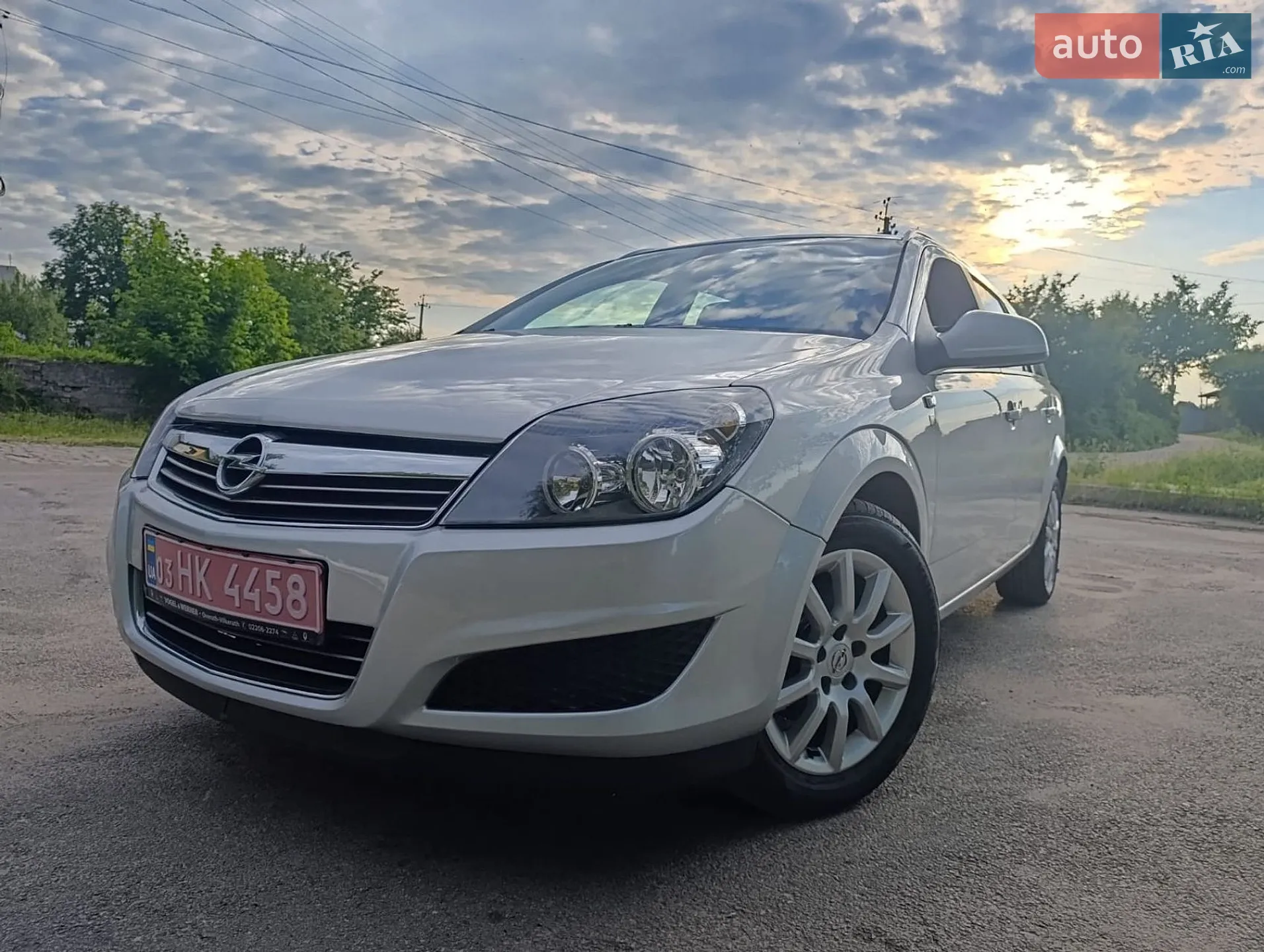 Opel Astra, 2010
