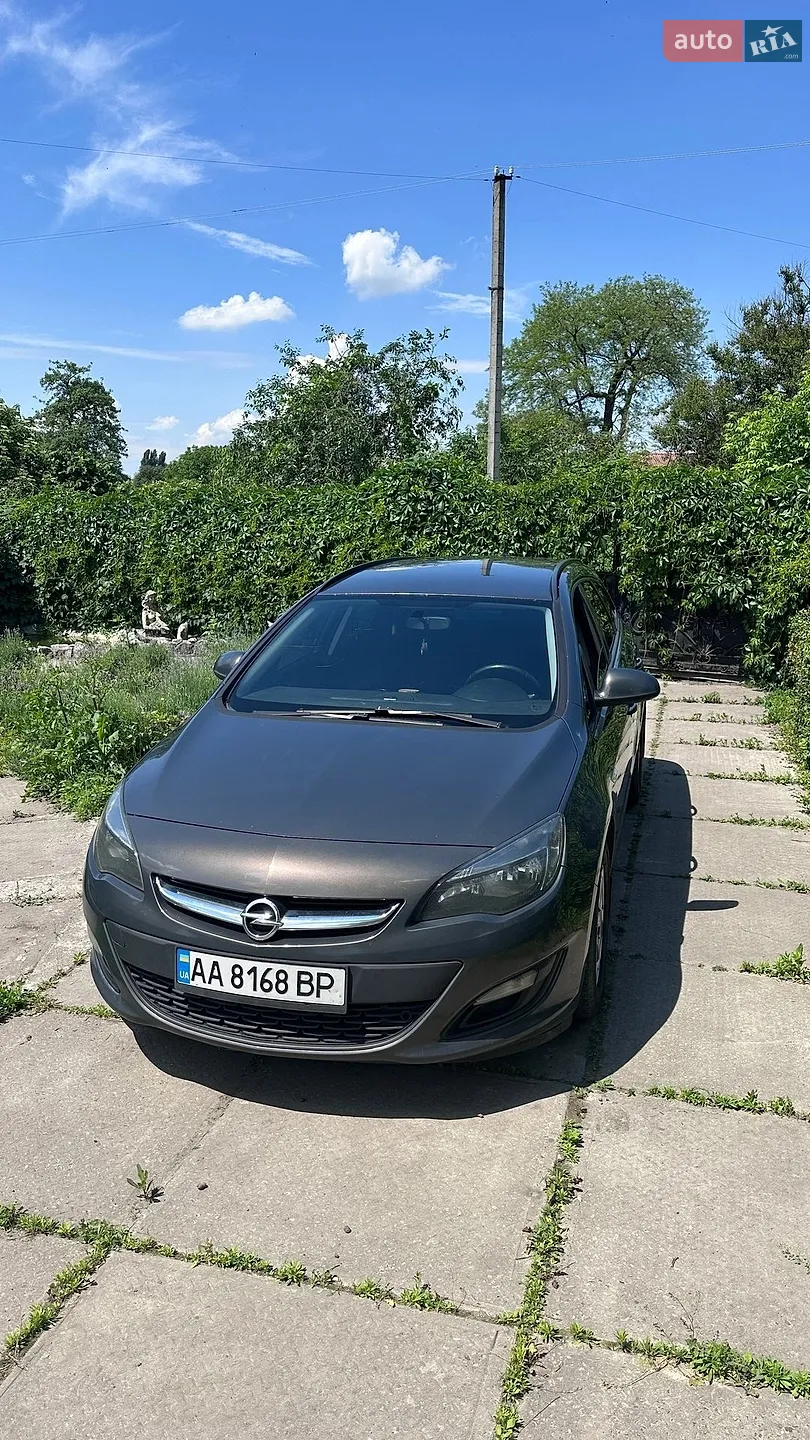 Opel Astra, 2013