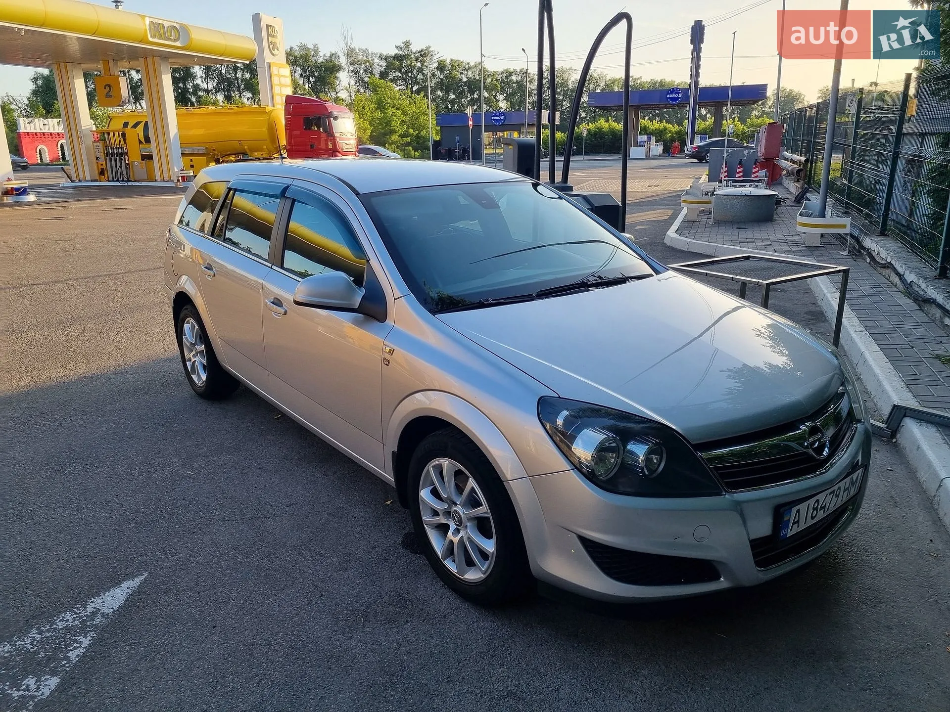 Opel Astra, 2010