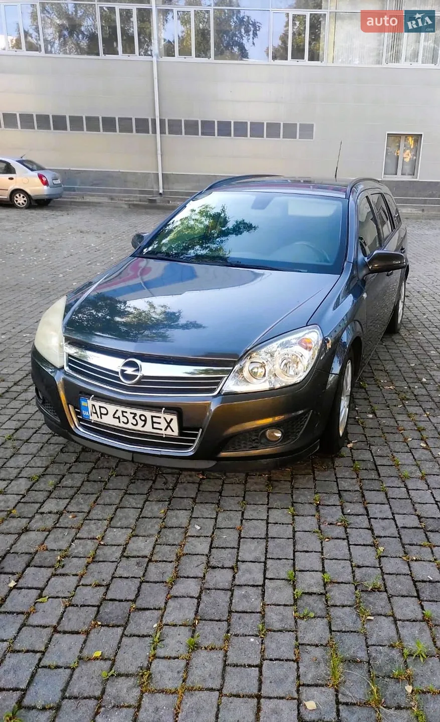 Opel Astra, 2009