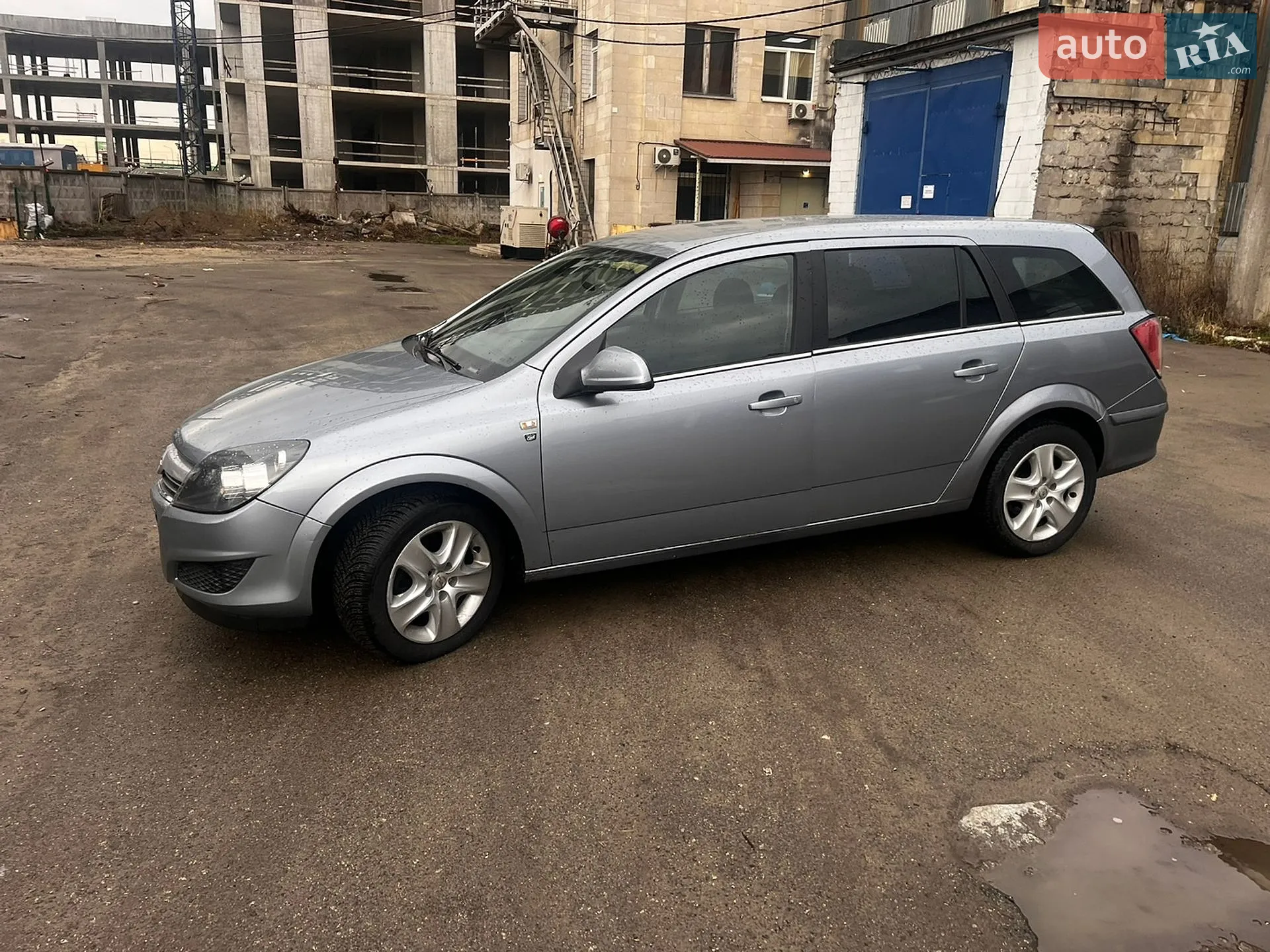 Opel Astra, 2010