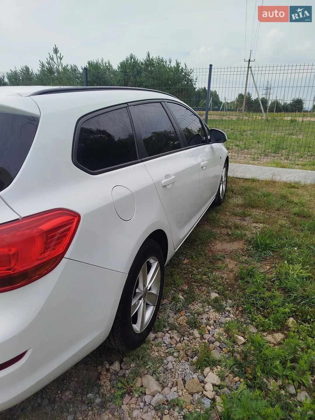 Opel Astra, 2011
